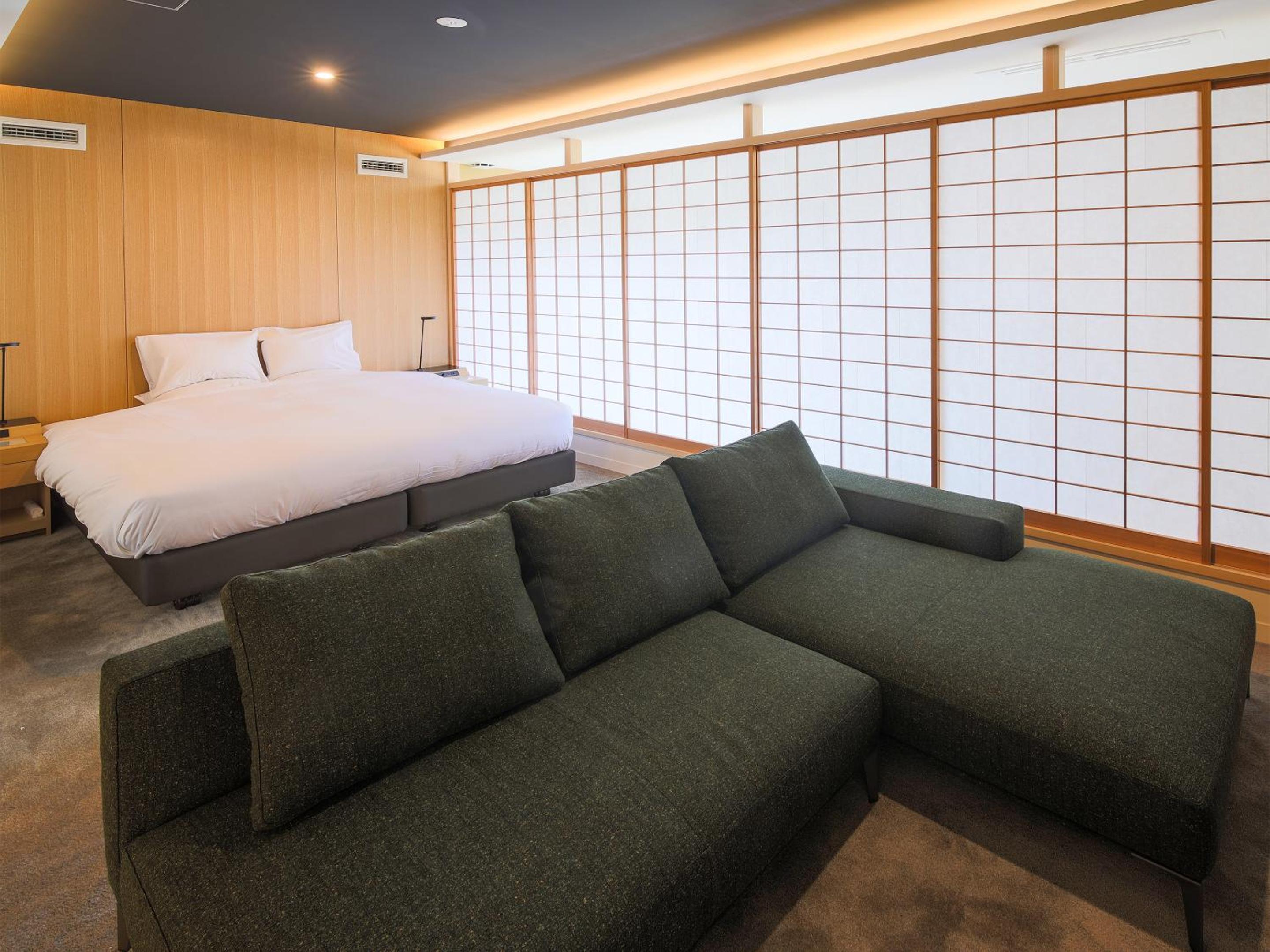 King Suite - Photo 1