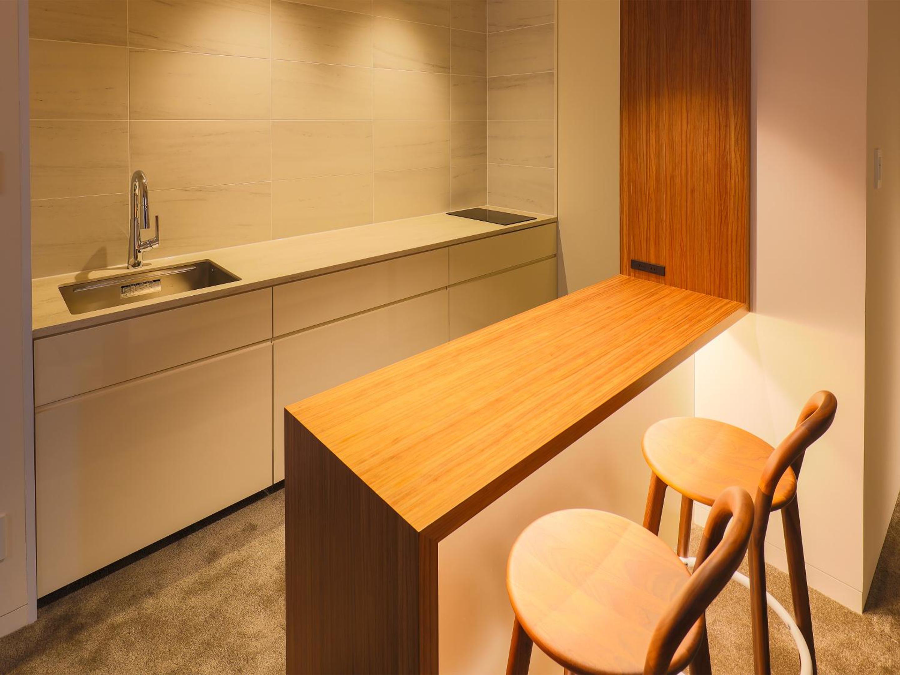 King Suite - Photo 10
