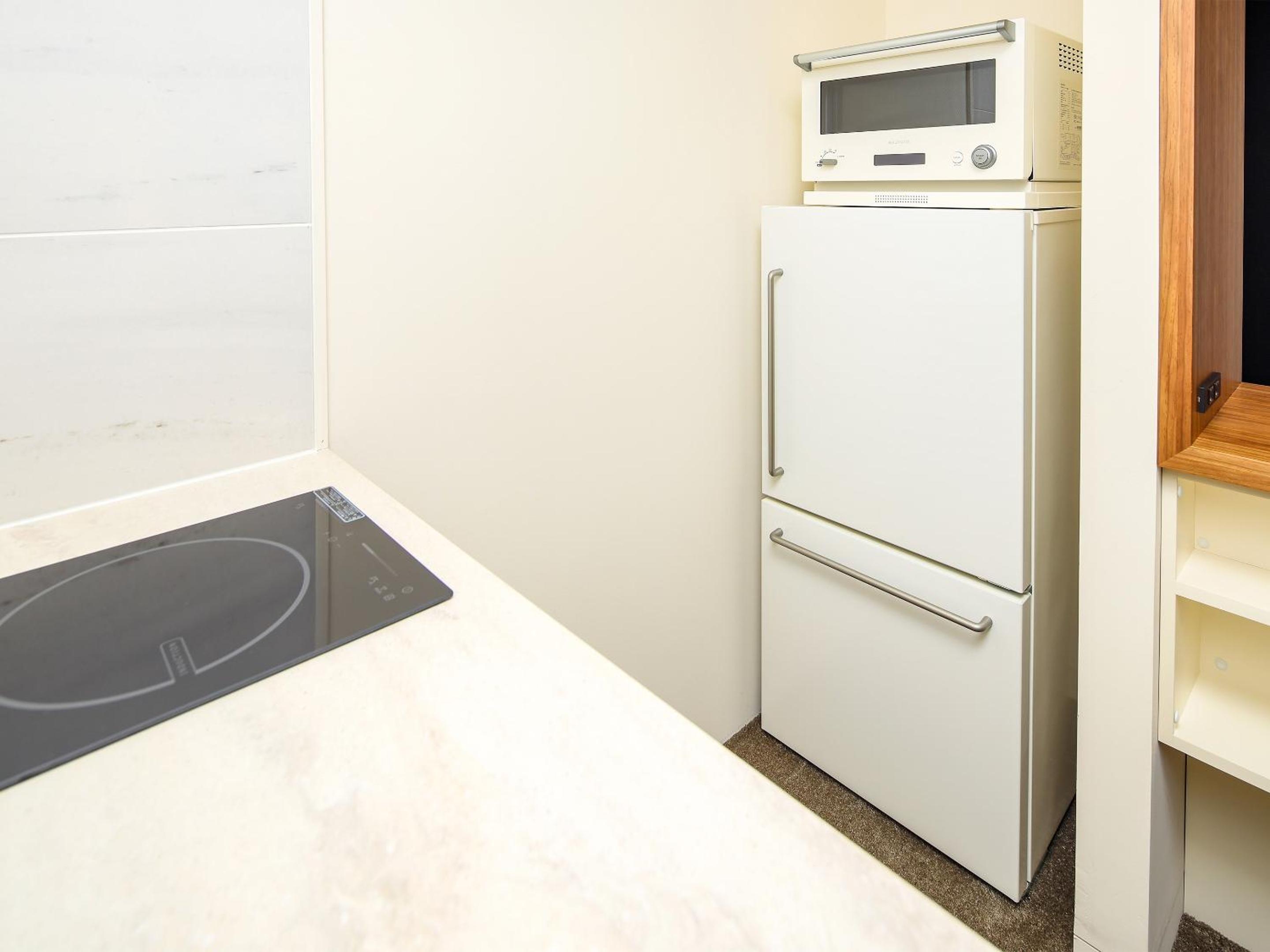 King Suite - Photo 13