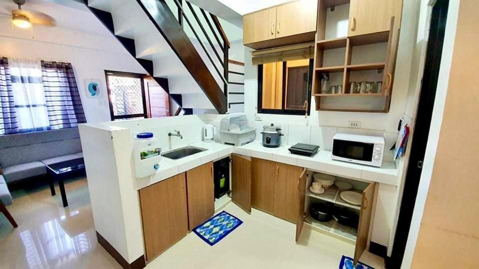 Two-Bedroom Apartment - Photo 3