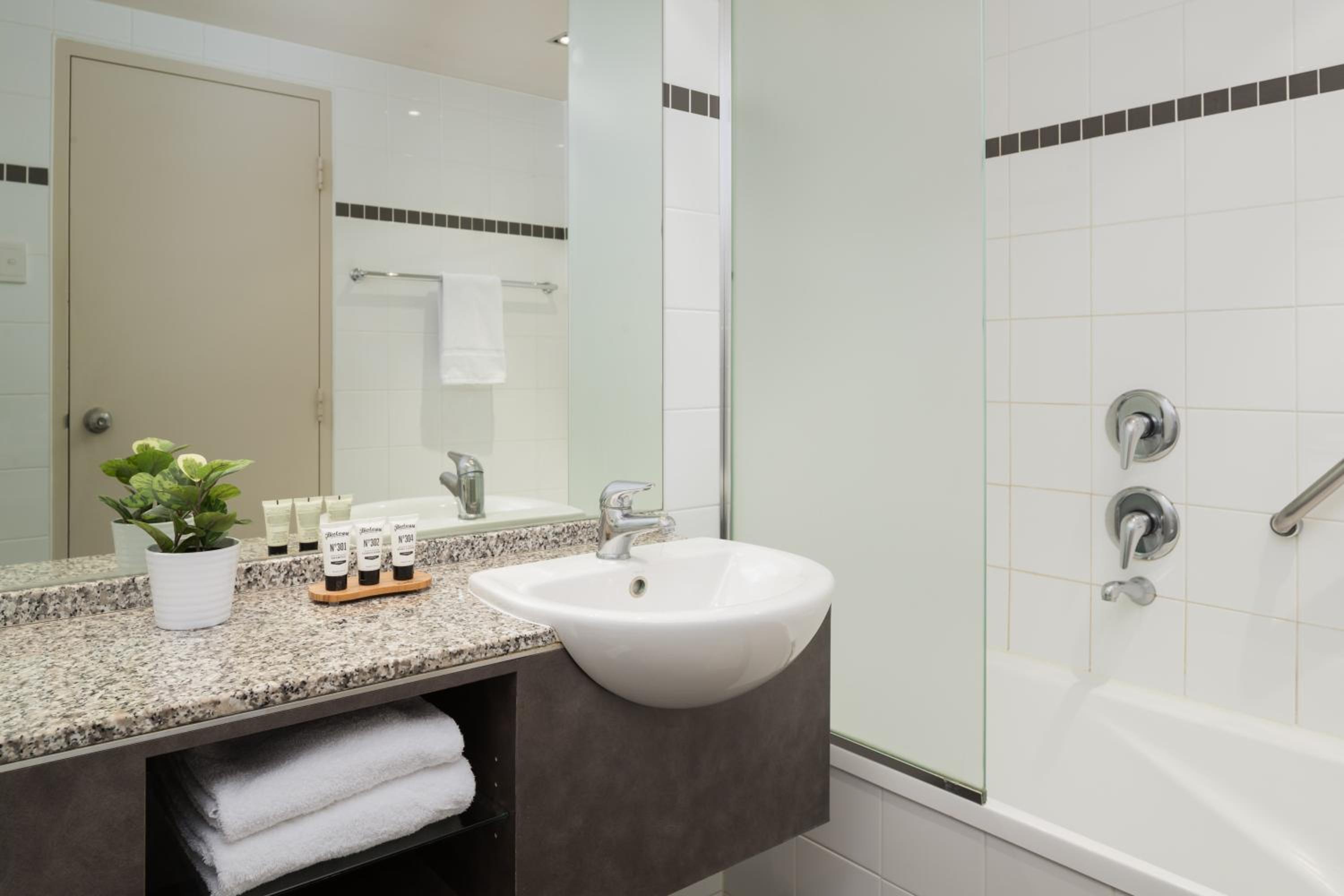 Superior Twin Room - Photo 9
