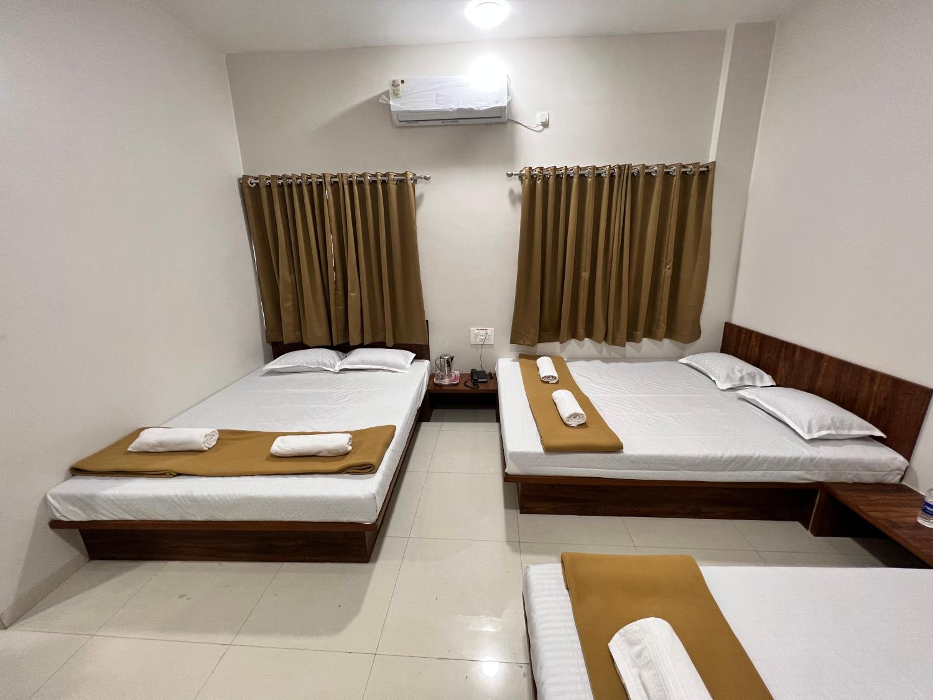 Family Non AC Room - Photo 4