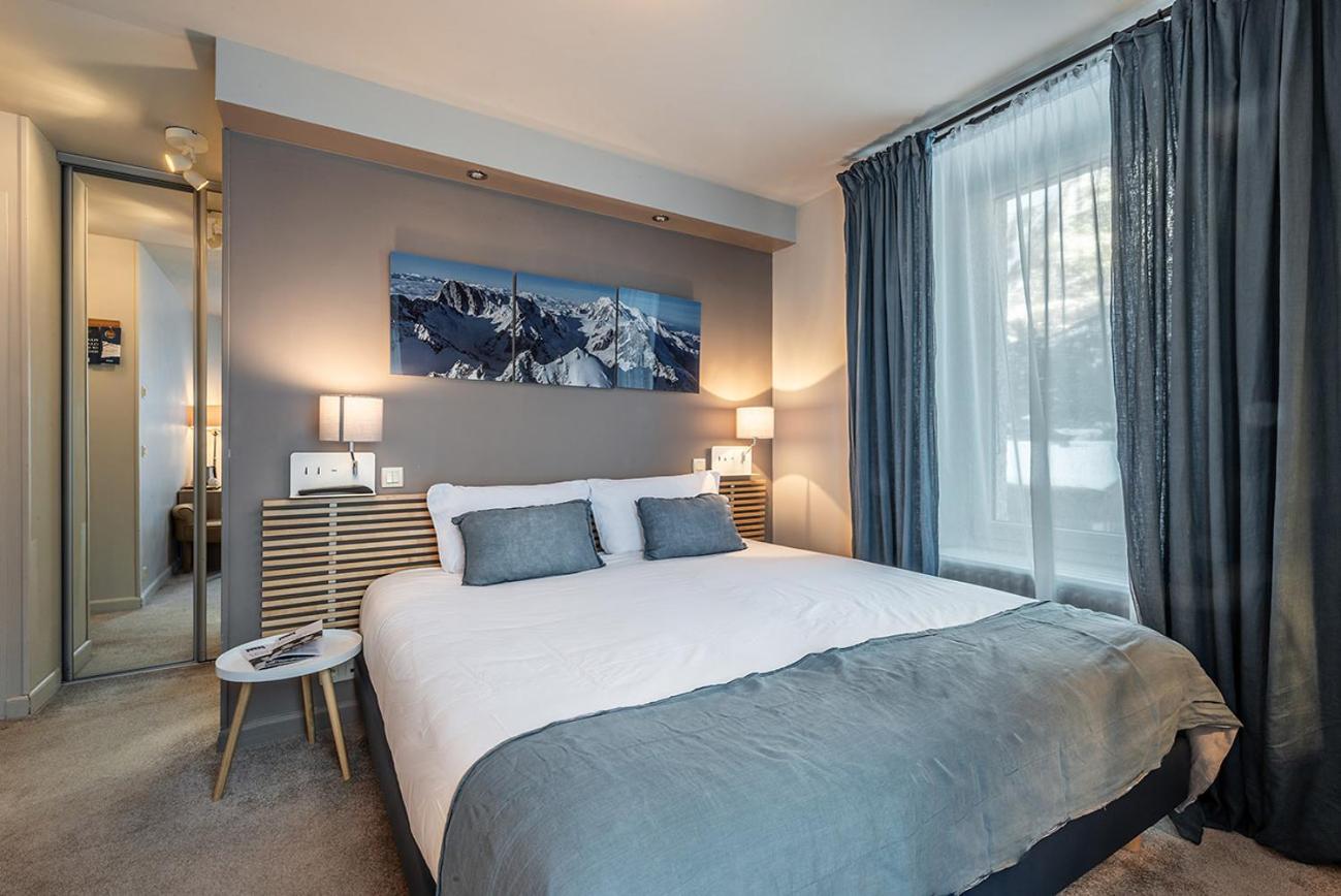 Double or Twin Room with Mont-Blanc view