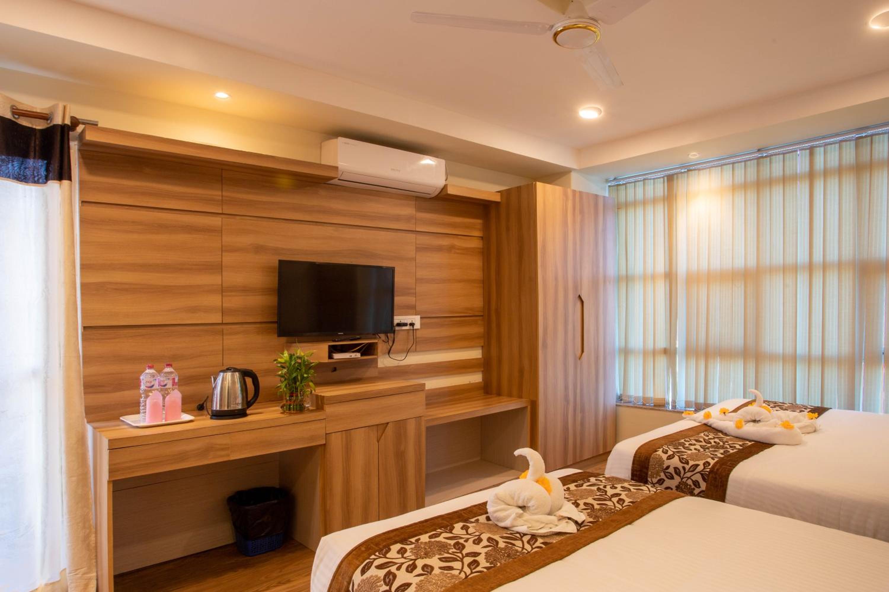 Deluxe Triple Room