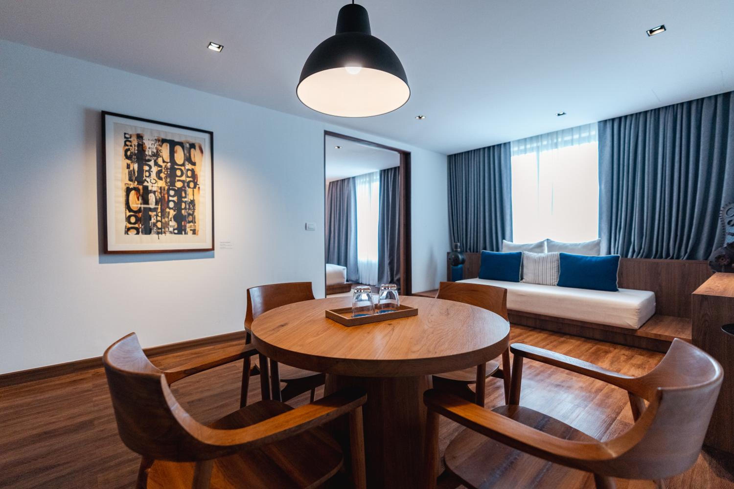 Deluxe Suite - Photo 3