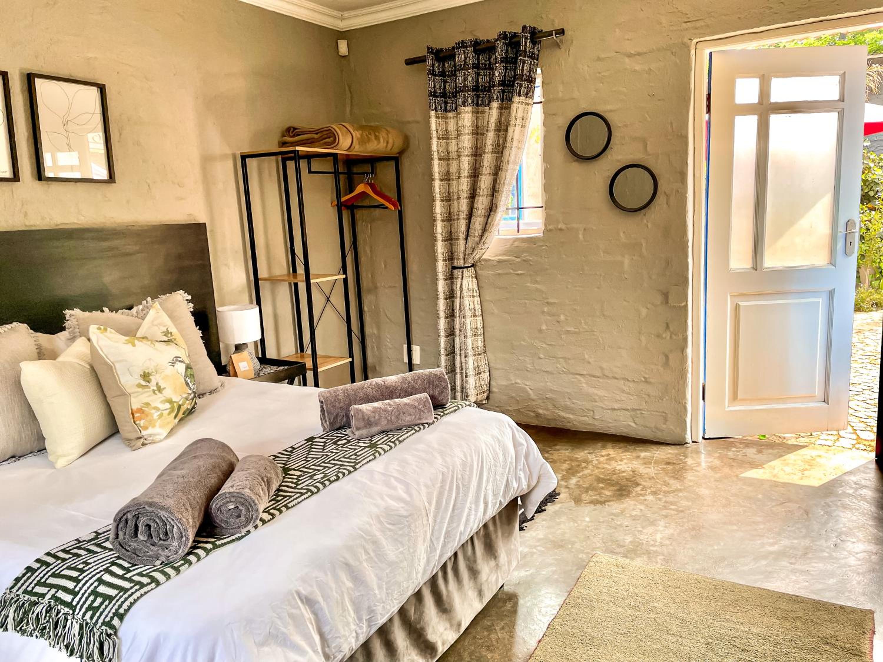 Deluxe Double Room with Shower photo 1