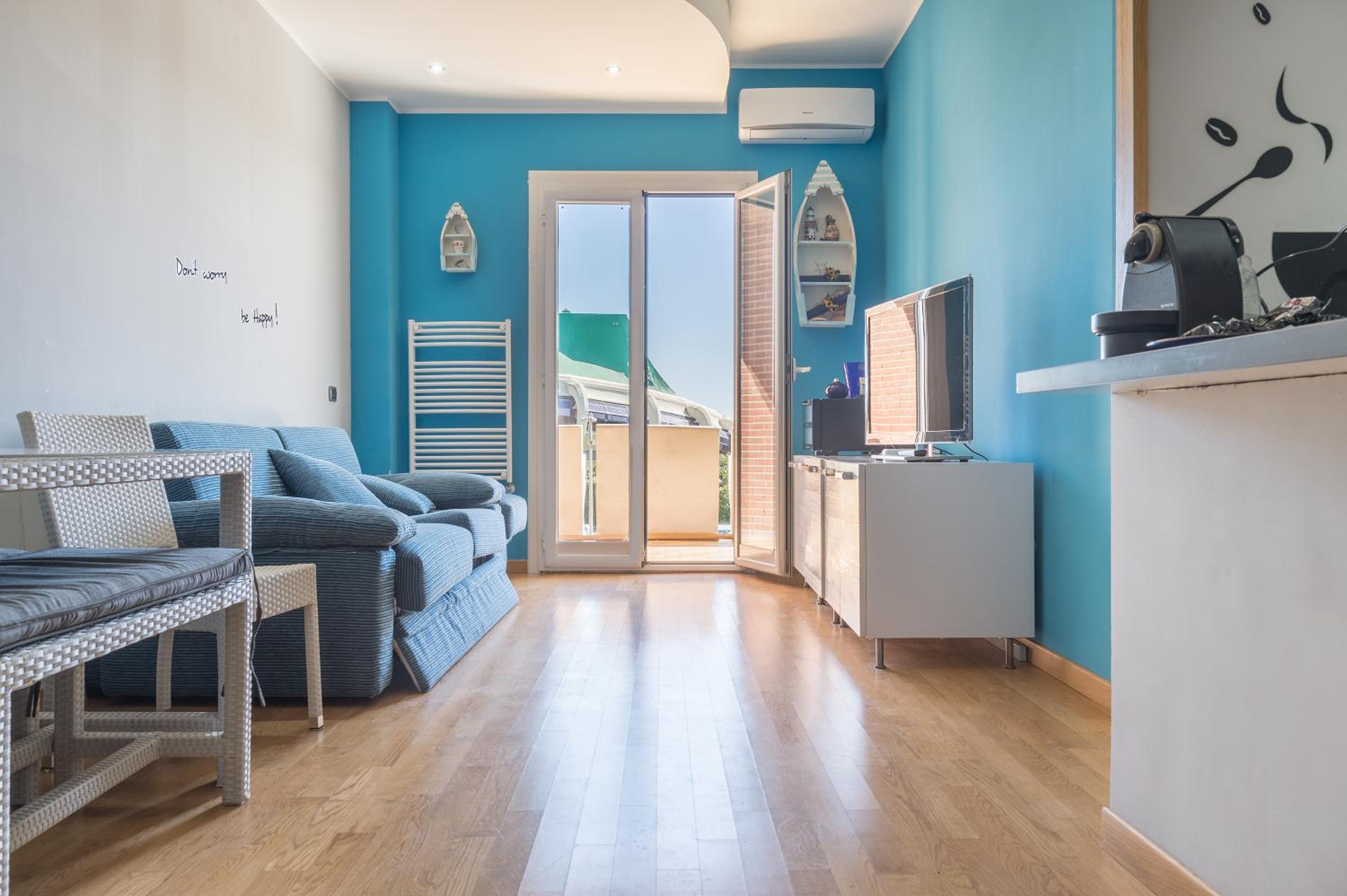 One-Bedroom Apartment