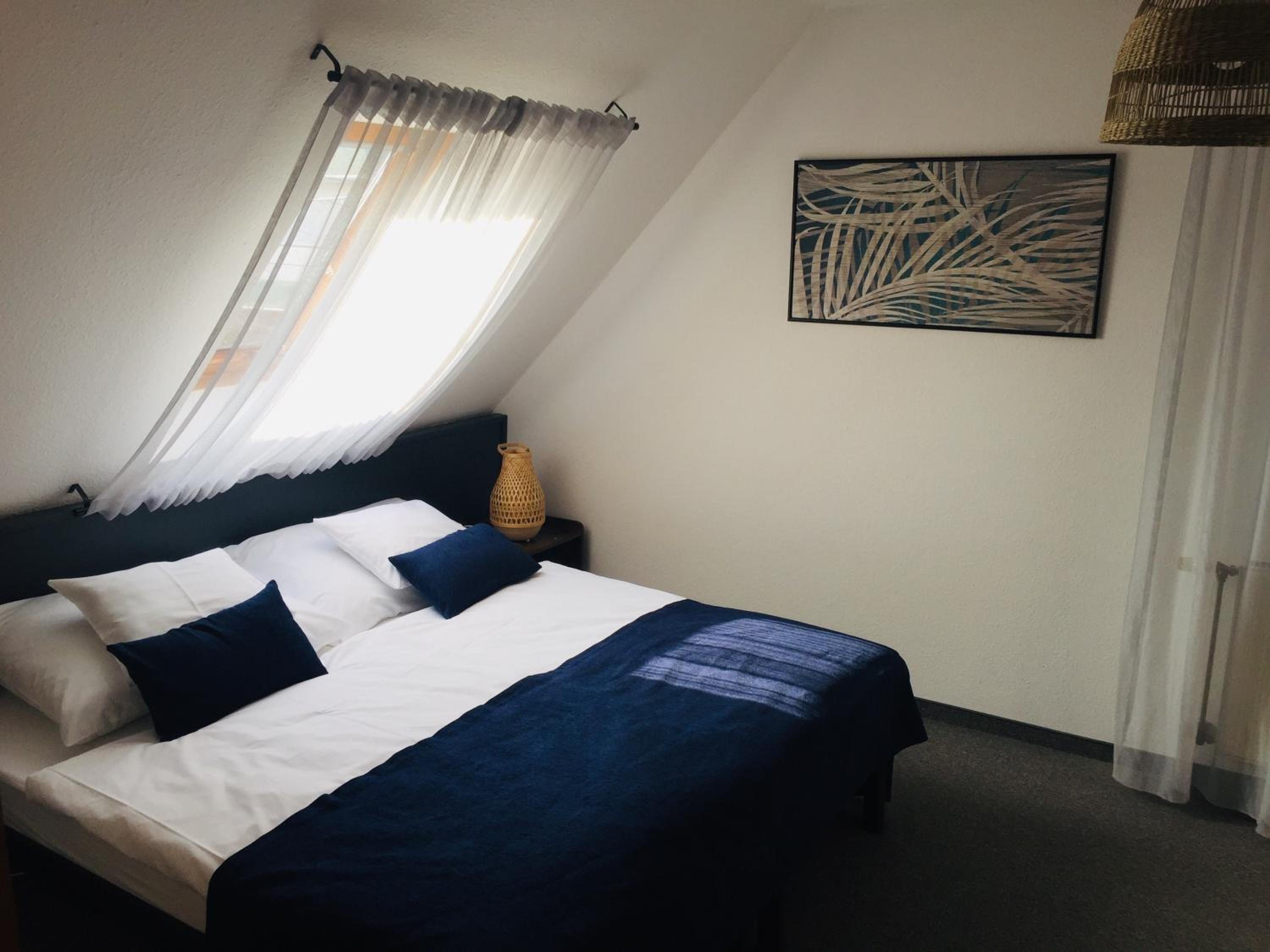Double Room with Private Bathroom - Photo 1