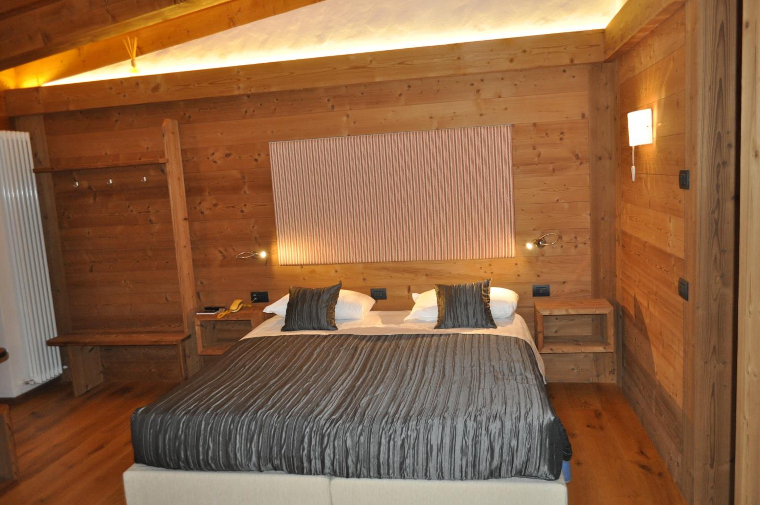 Superior Double or Twin Room photo 1