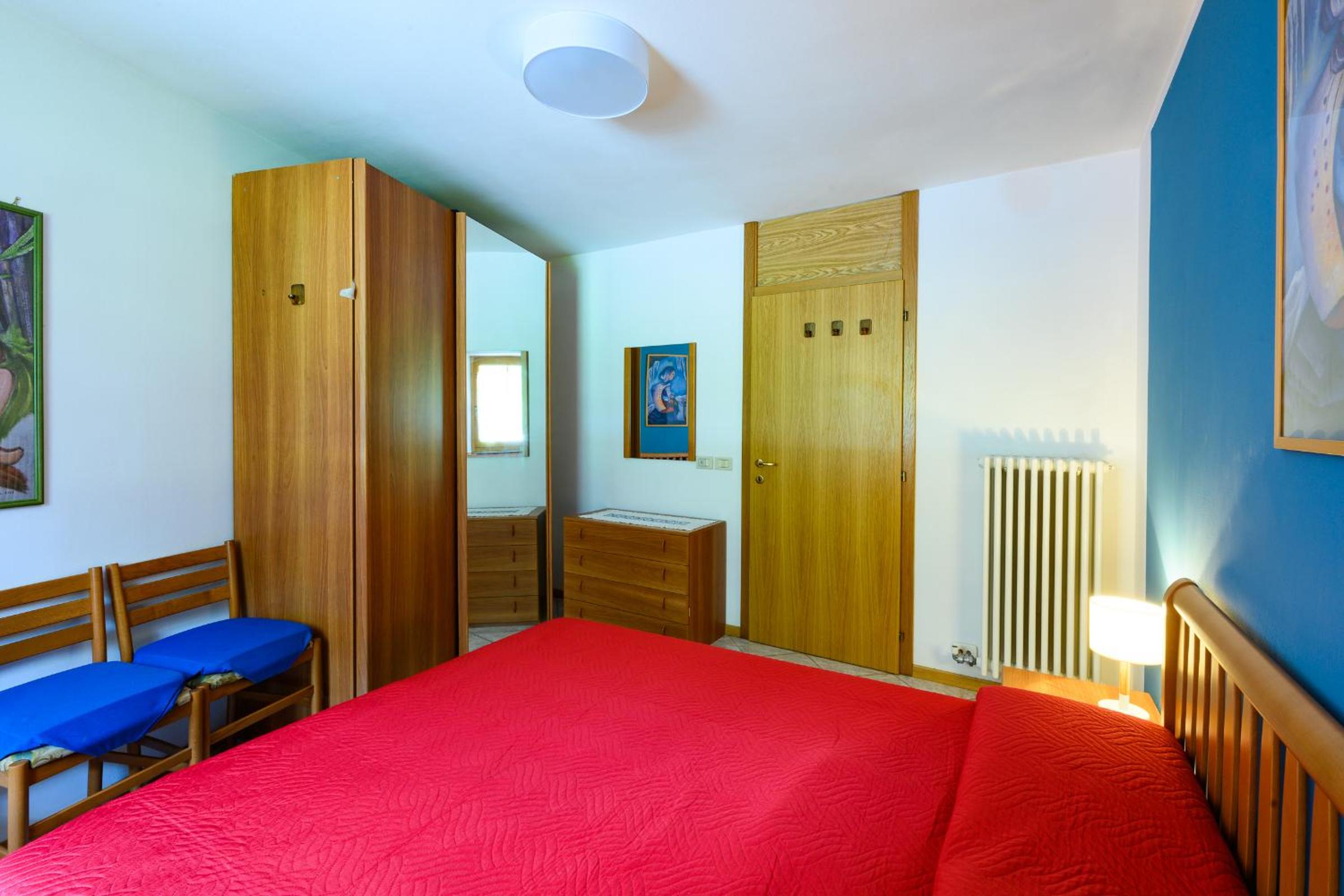One-Bedroom House photo 1