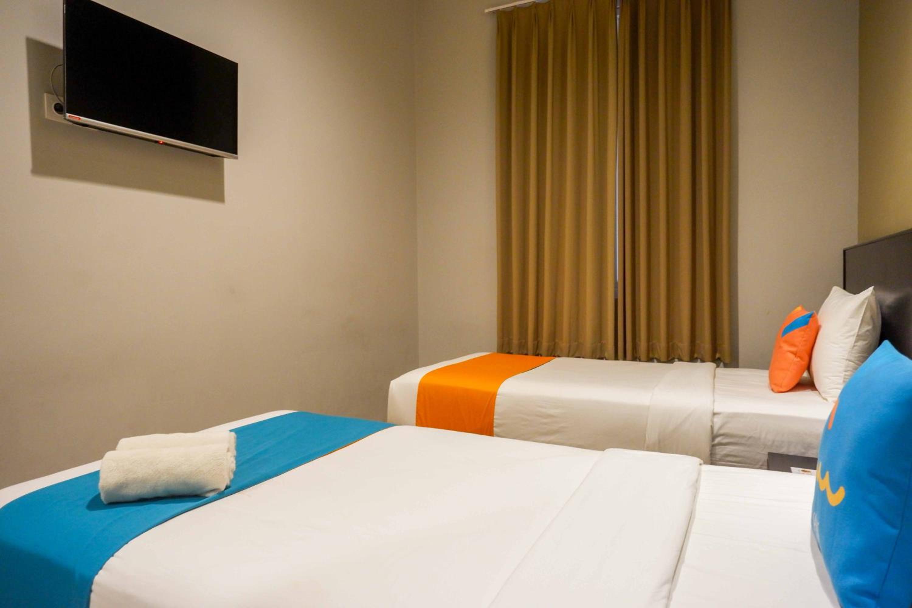 Deluxe Twin Room - Photo 1