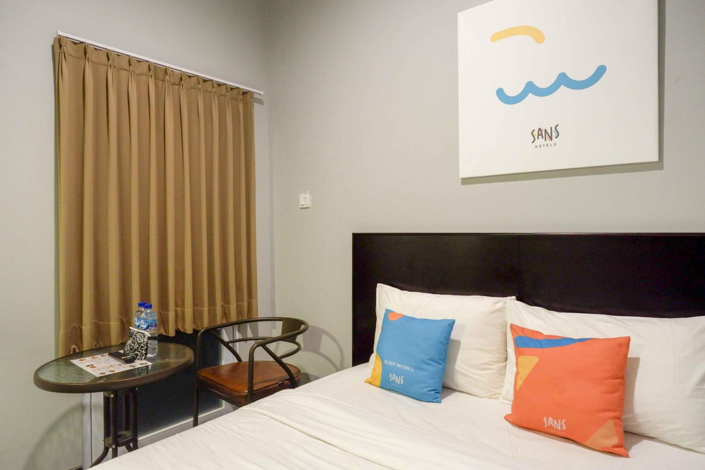Deluxe Room - Photo 5
