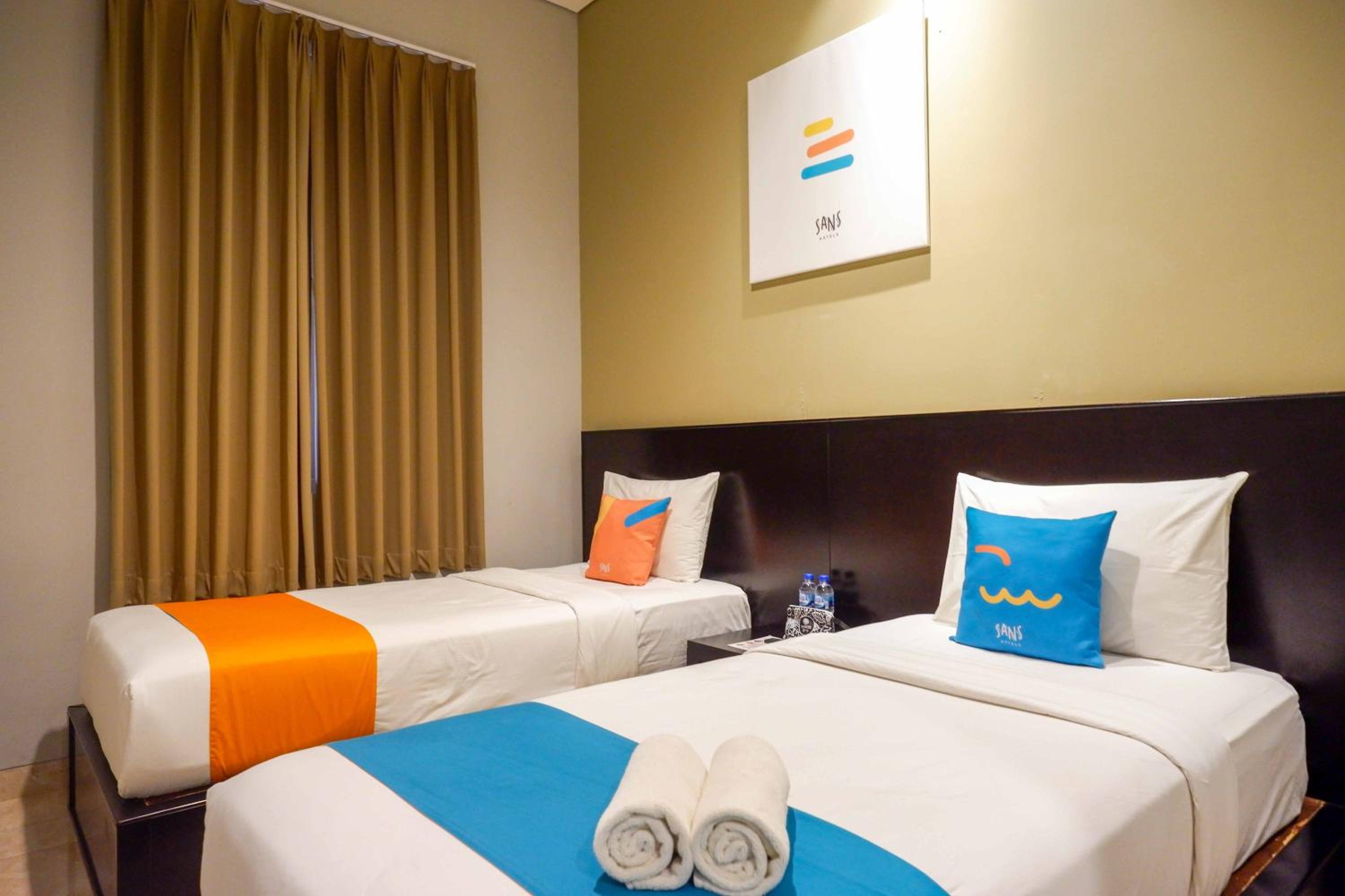 Deluxe Twin Room - Photo 2