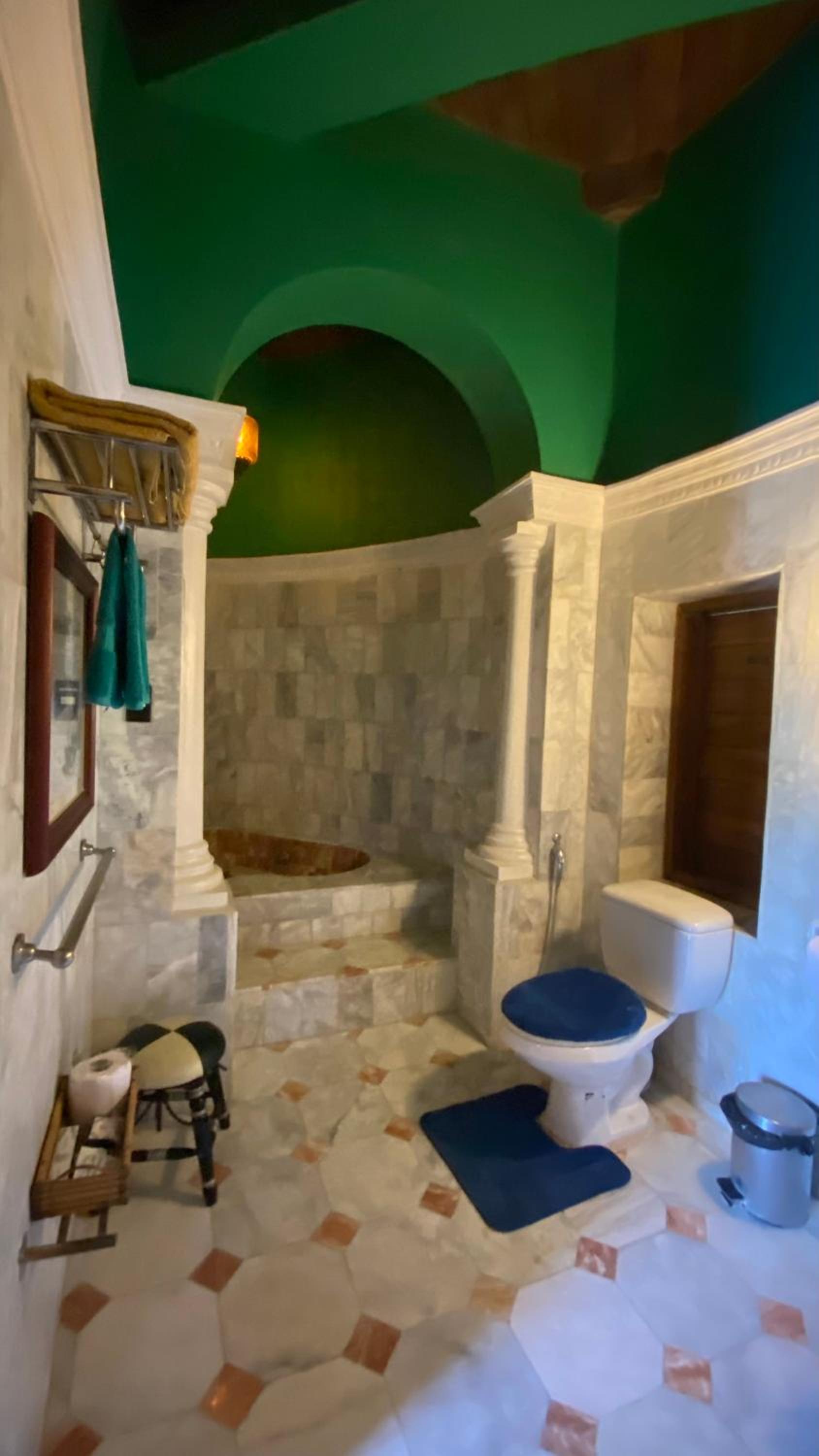 Deluxe Suite - Photo 2