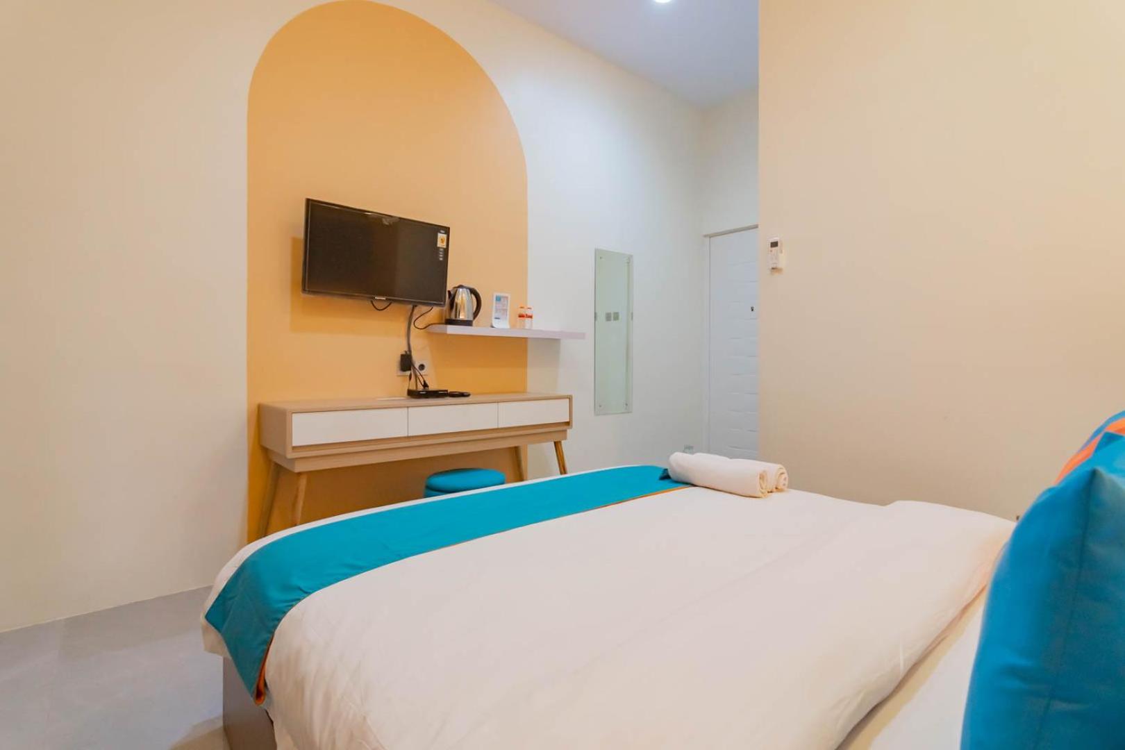 Deluxe Room - Photo 5
