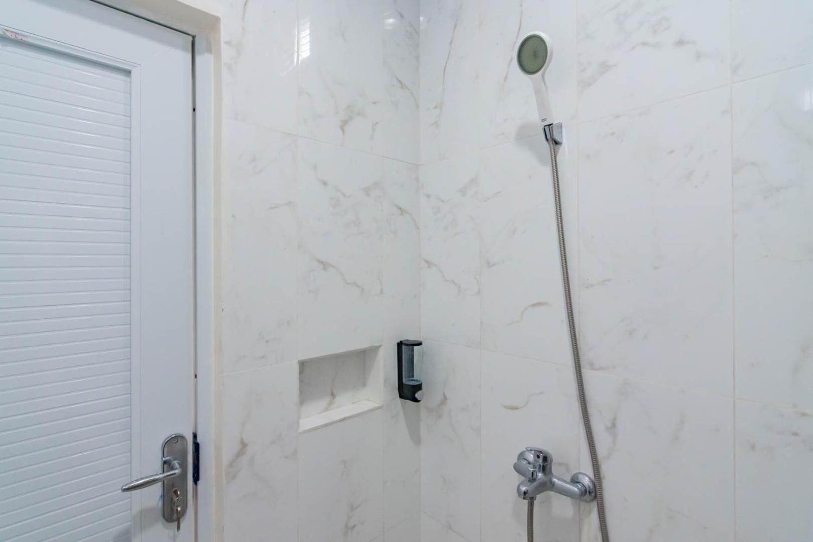 Deluxe Room - Photo 2