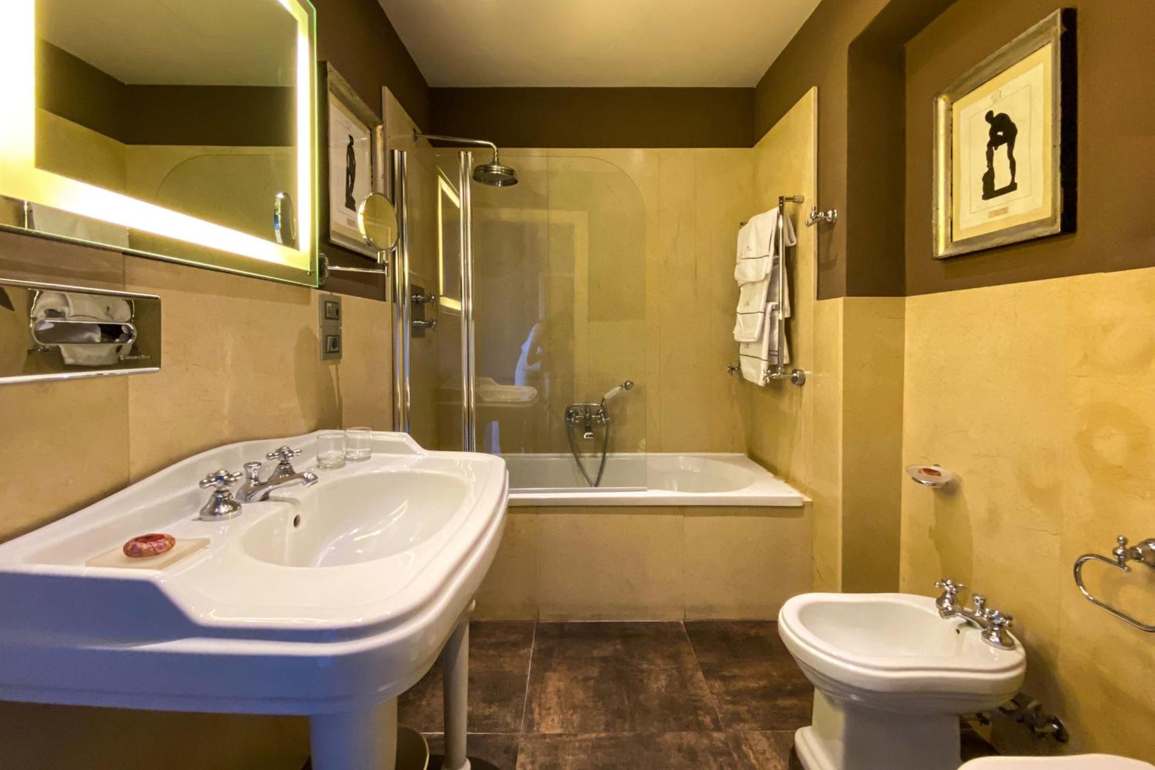 Junior Suite with Sea View - Photo 6