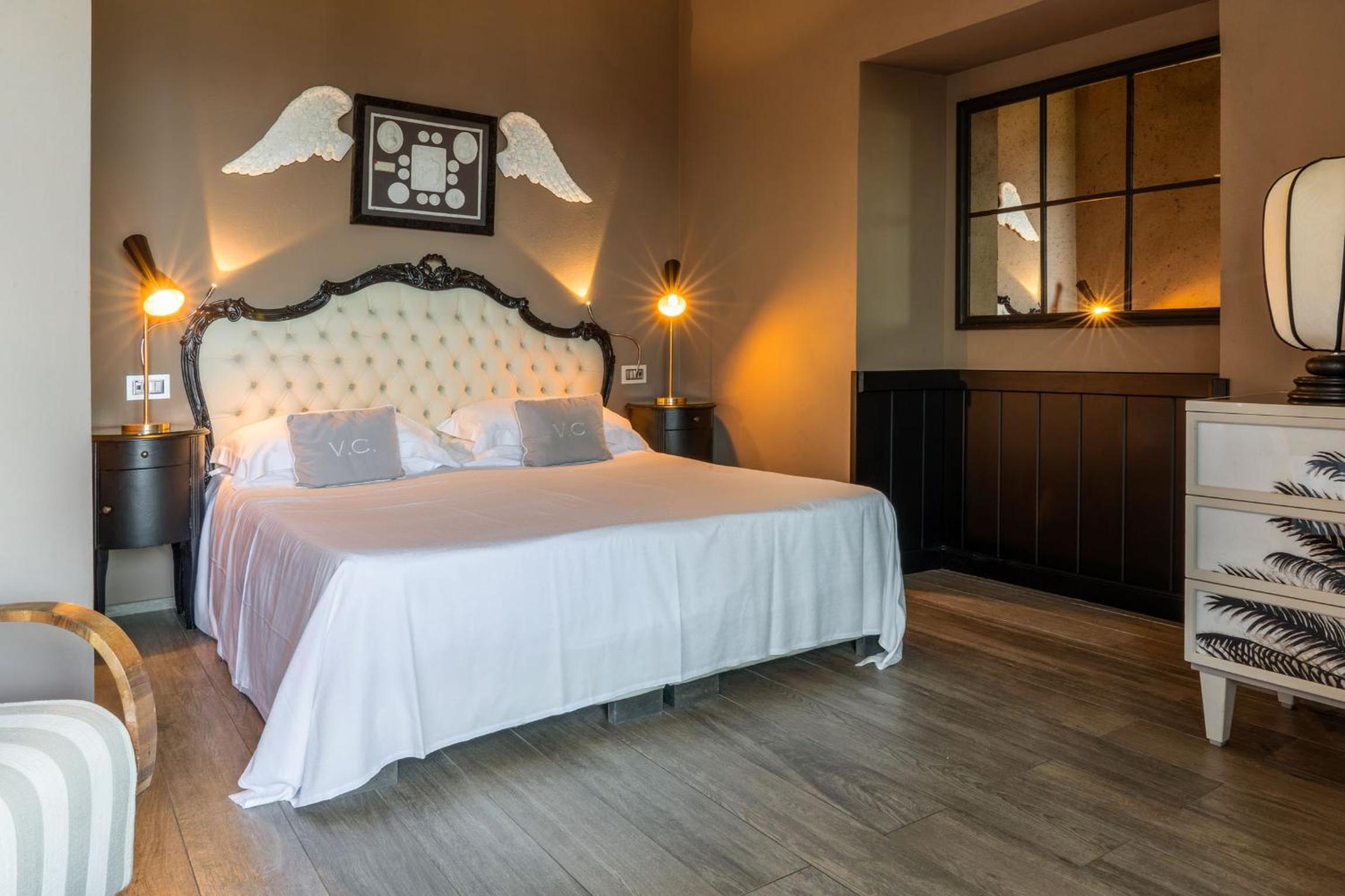 Deluxe Suite with Sea View photo 3