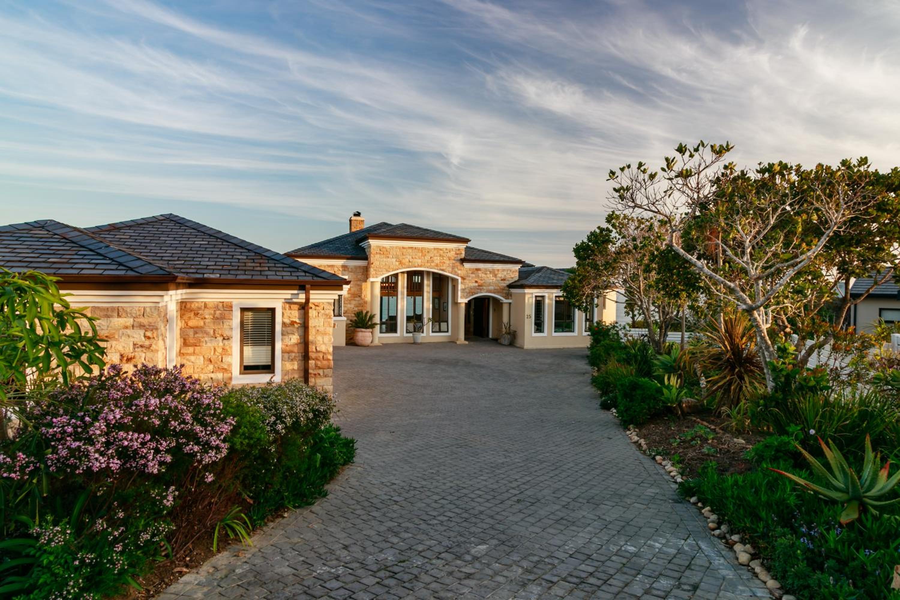 Villa with Sea View - Photo 14