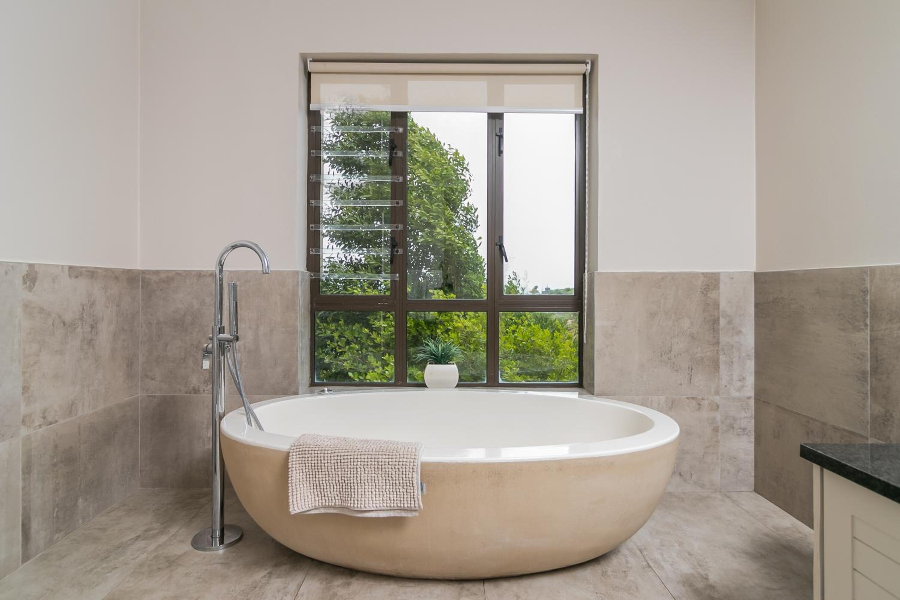 Villa with Sea View - Photo 27