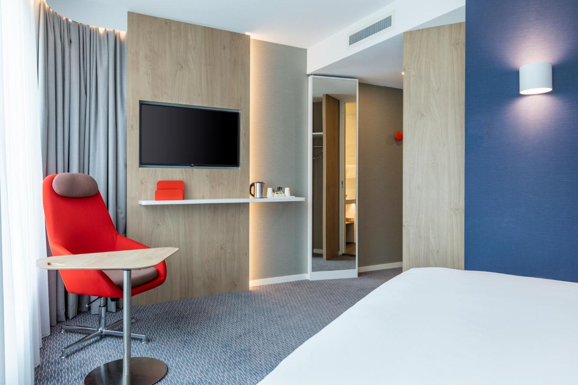 Standard Queen Room - Free Breakfast - Photo 3