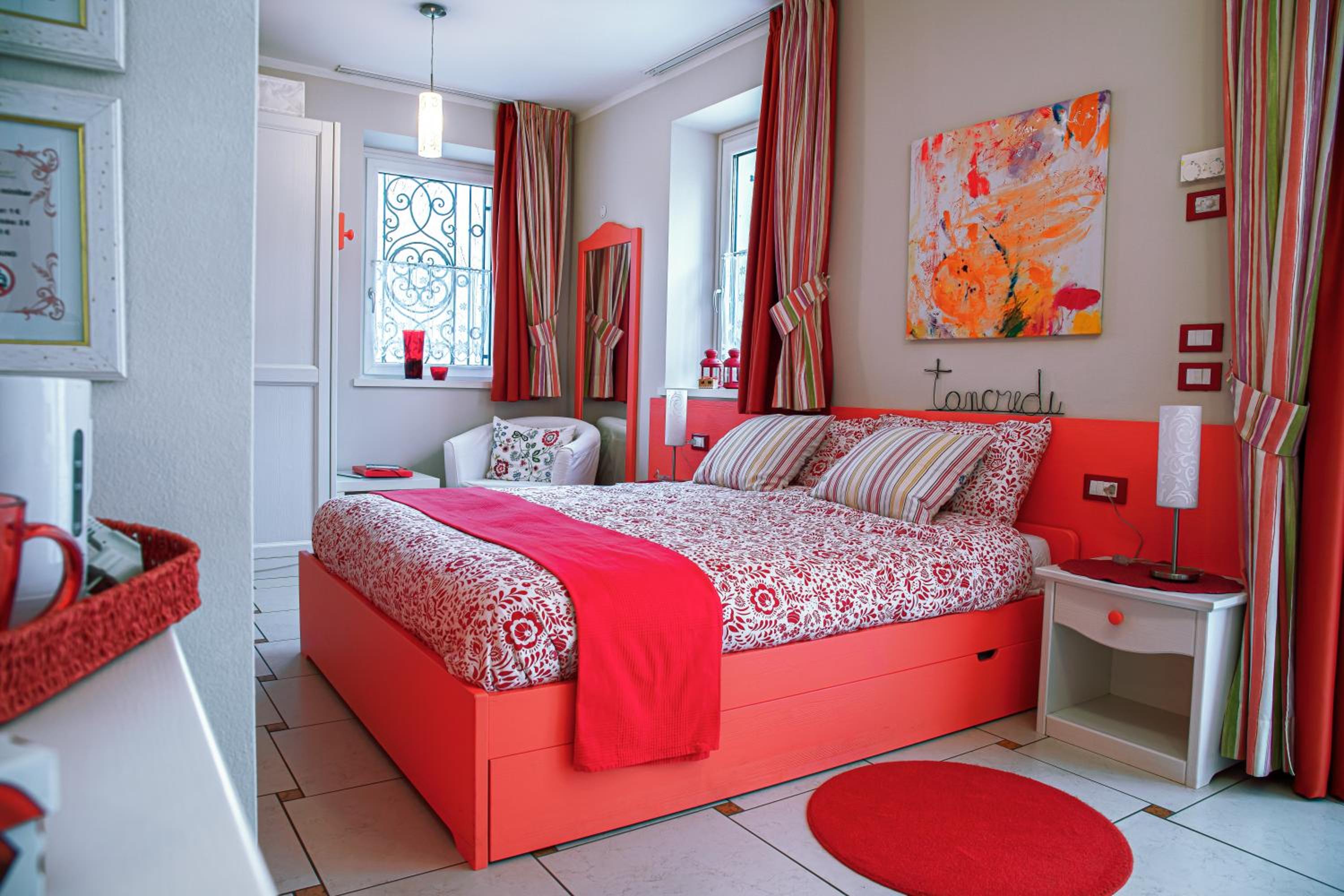 Studio Apartment photo 1