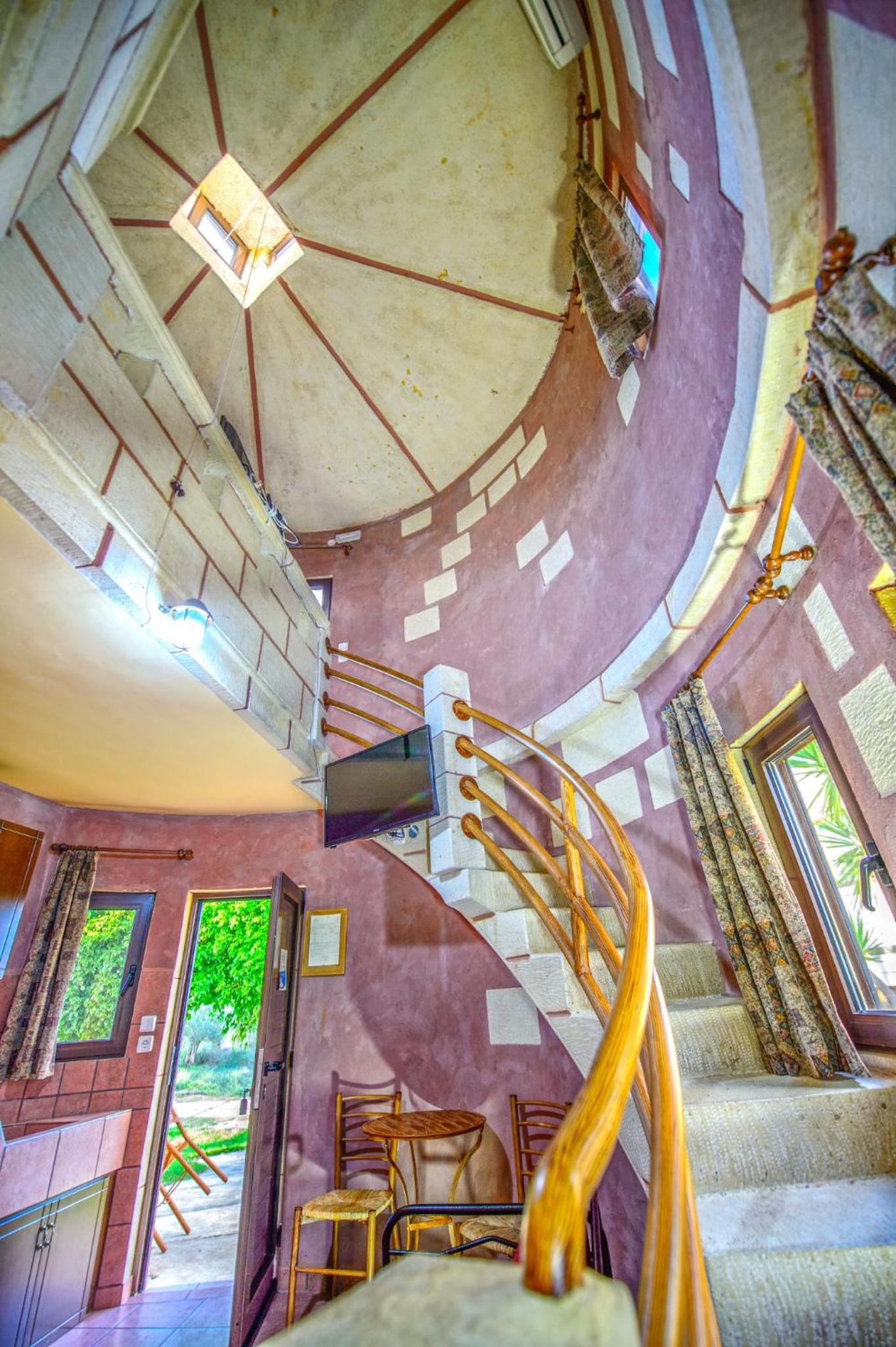 Sorokos Maisonette with Private Pool