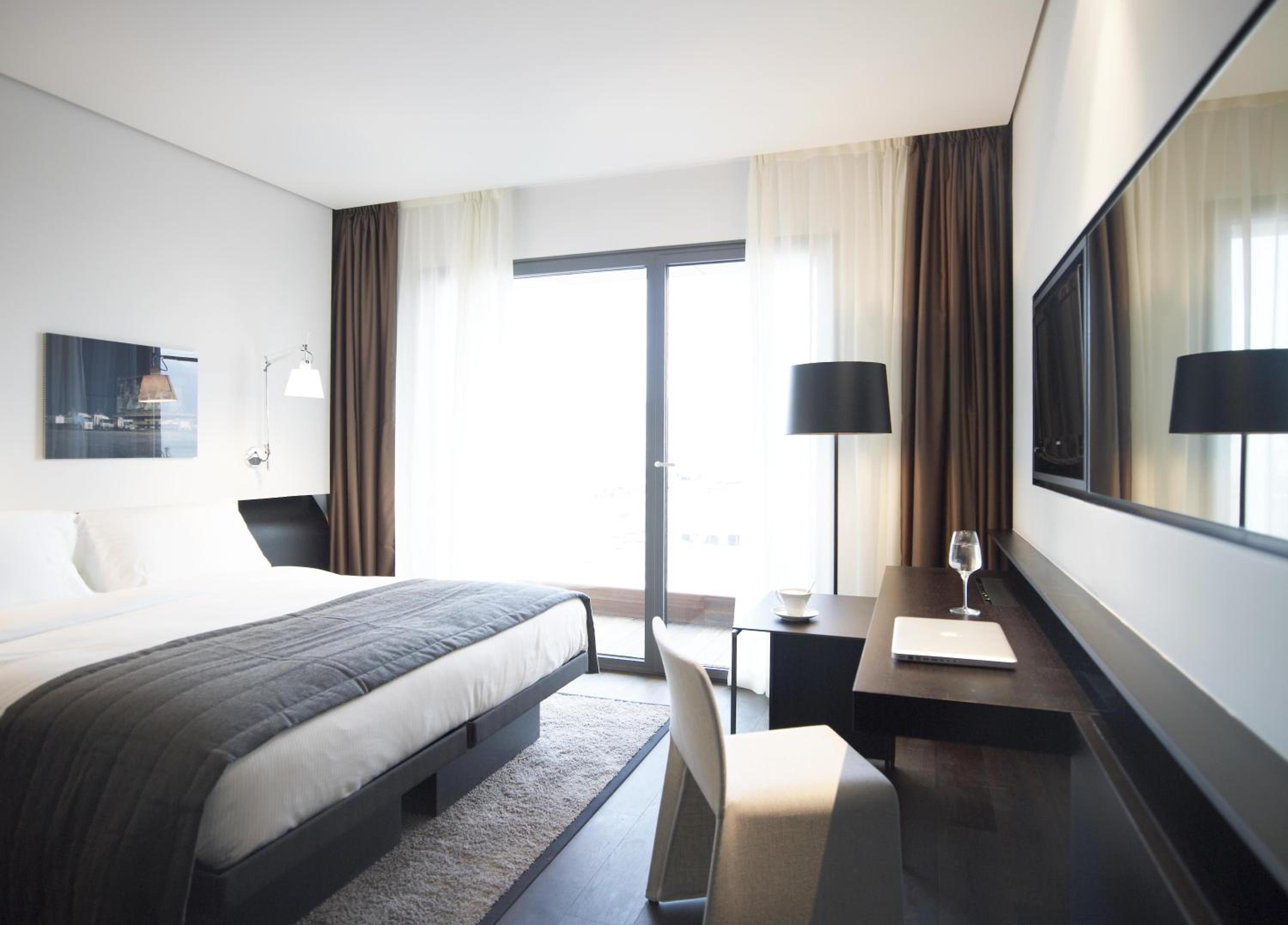 Deluxe Twin Room - Photo 5