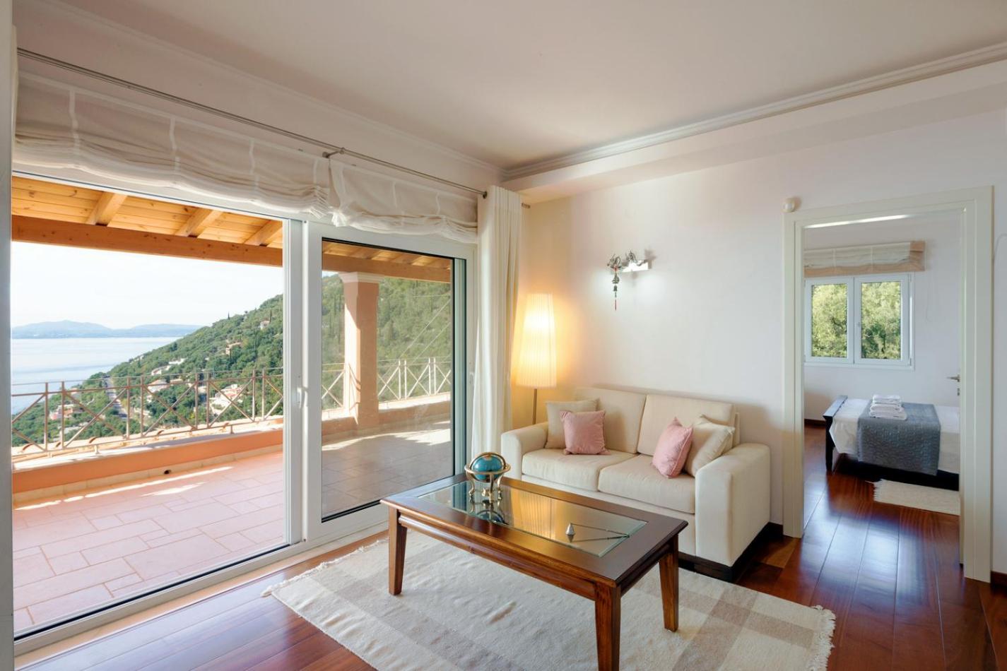 Three-Bedroom Villa photo 3
