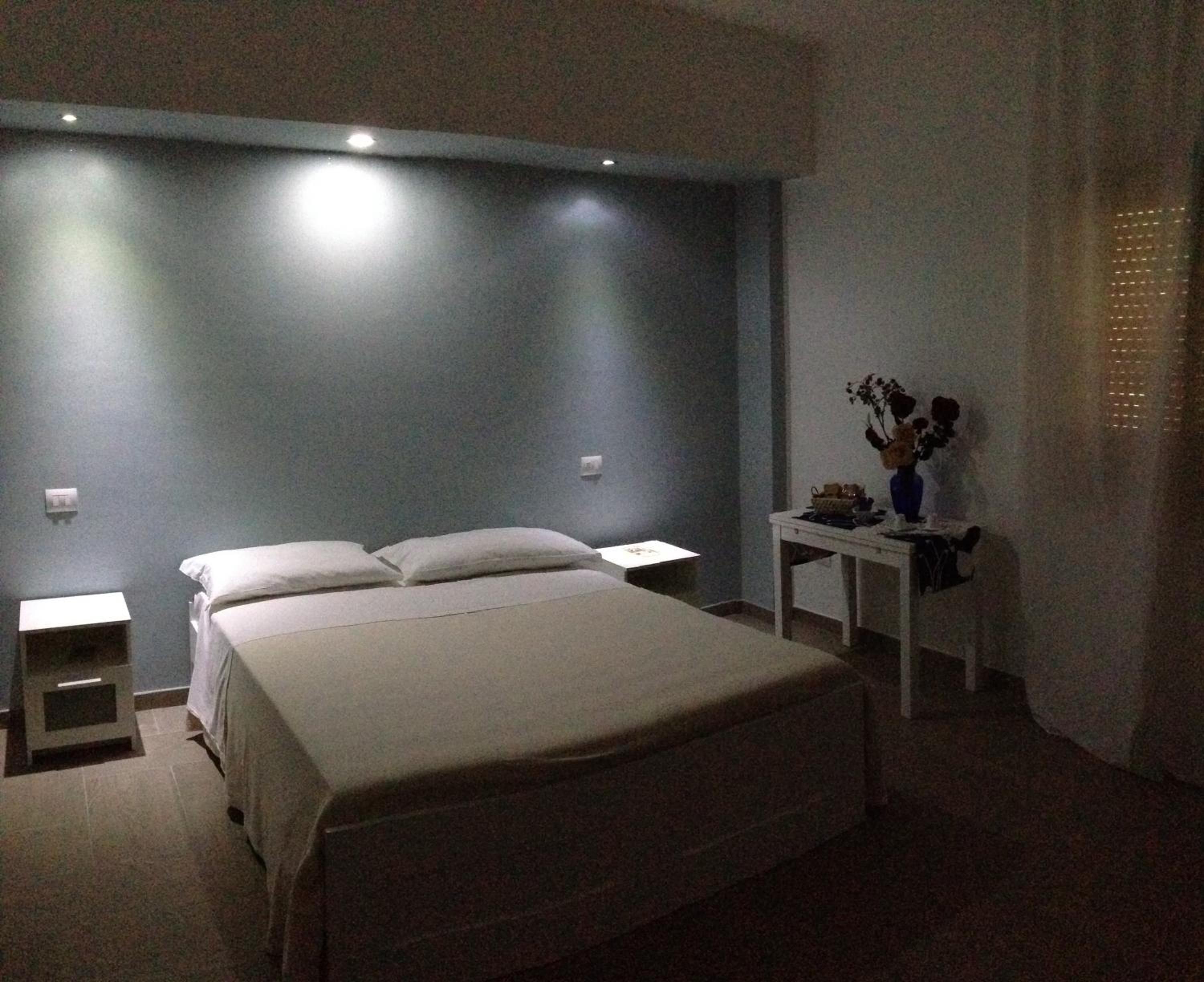 Double Room with Private Bathroom photo 2