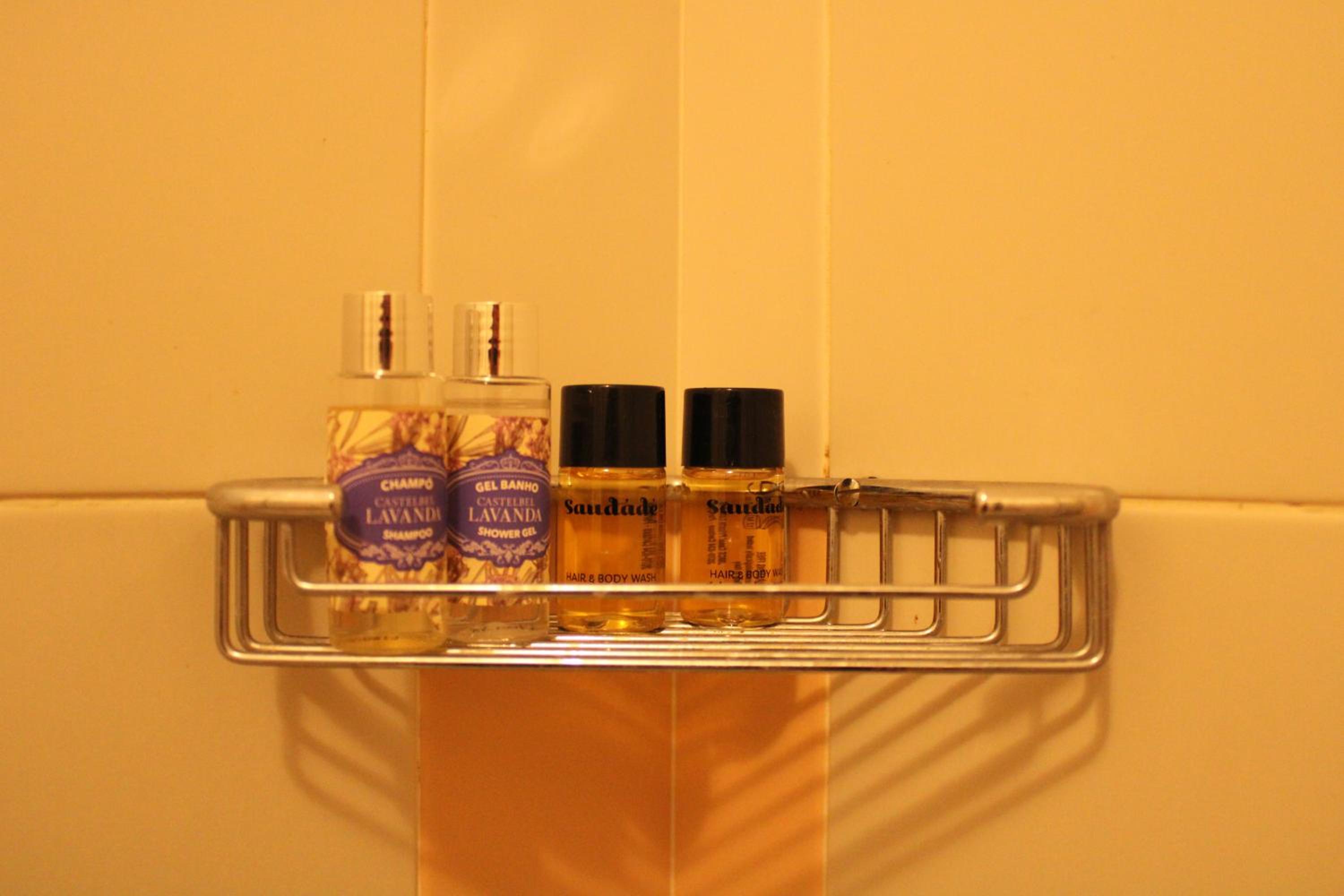Twin Room - Photo 6