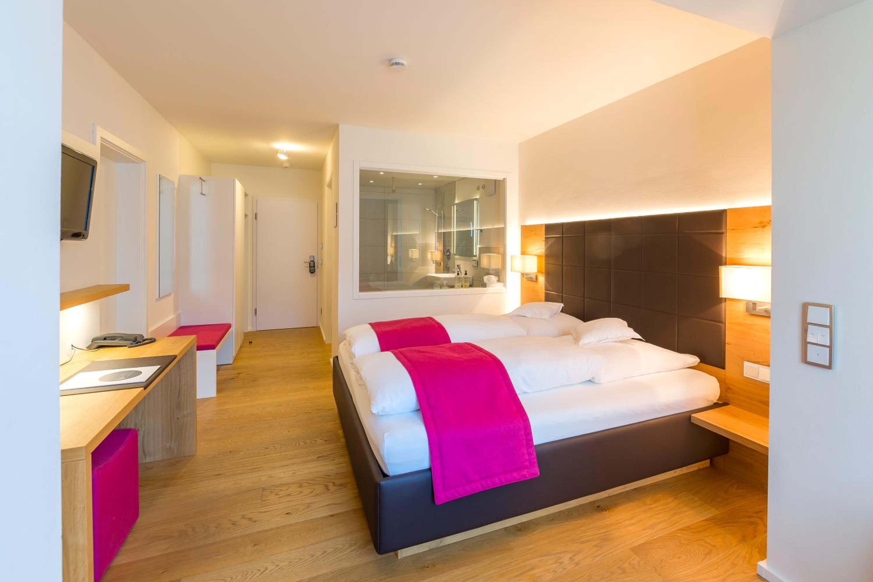 Deluxe Double Room - Photo 2