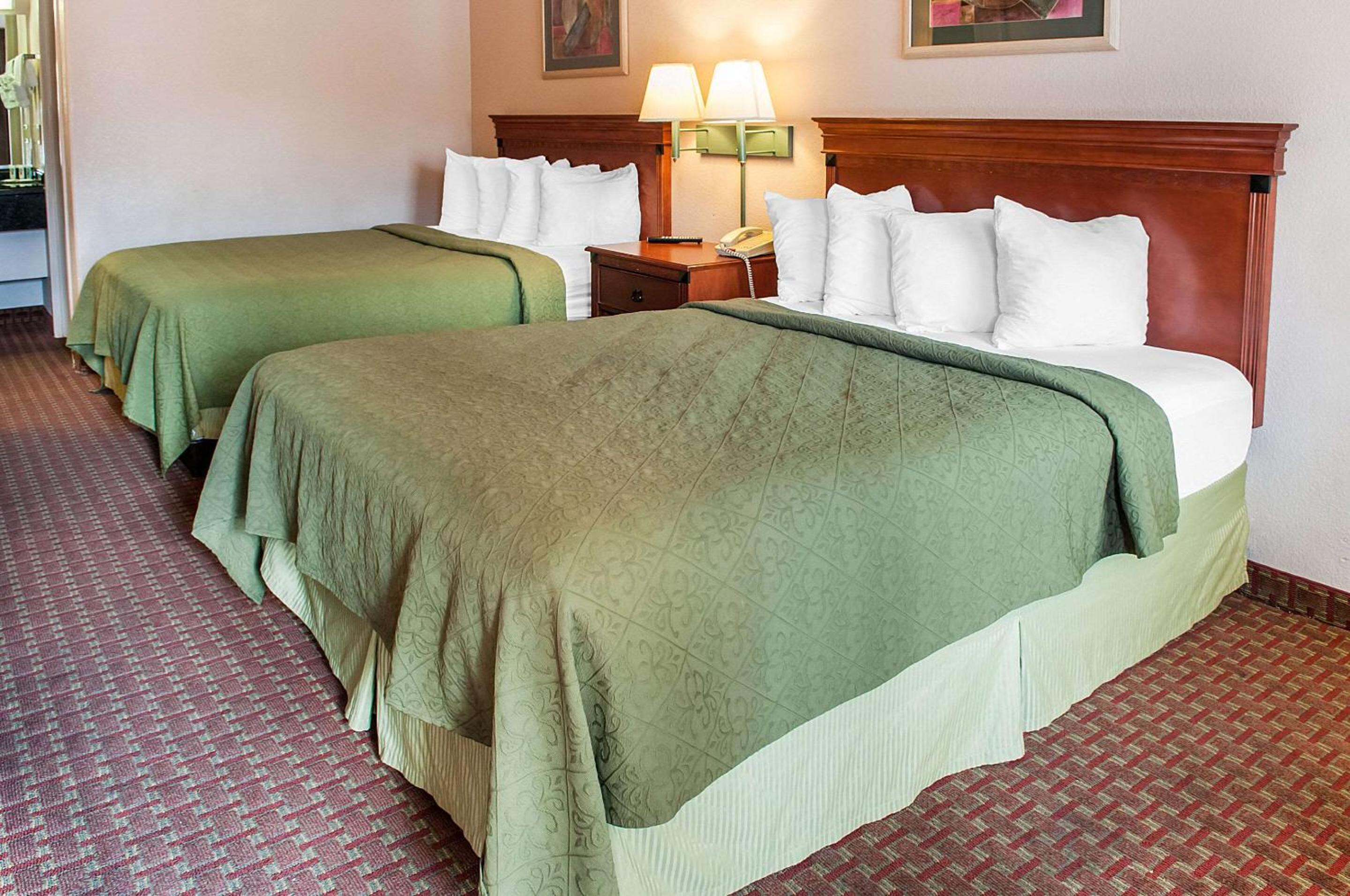 Standard Queen Room with Two Queen Beds - Non Smoking  - Photo 1
