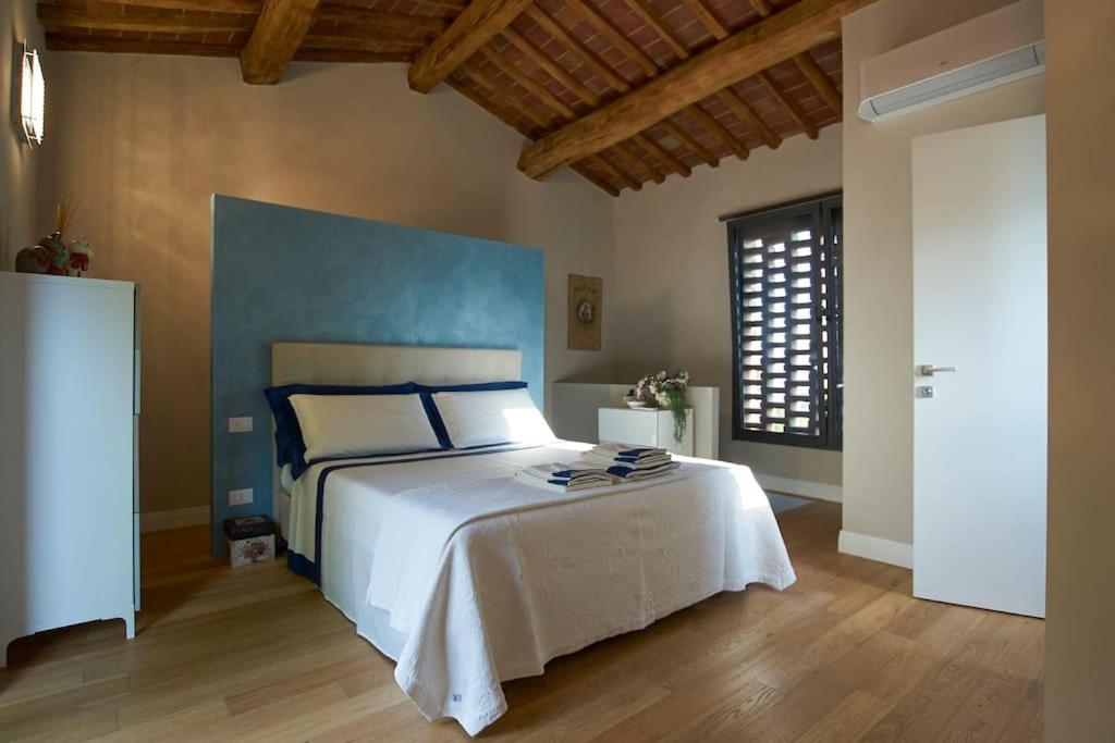 One-Bedroom House - Photo 1