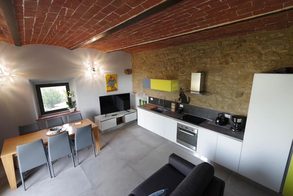One-Bedroom House - Photo 3