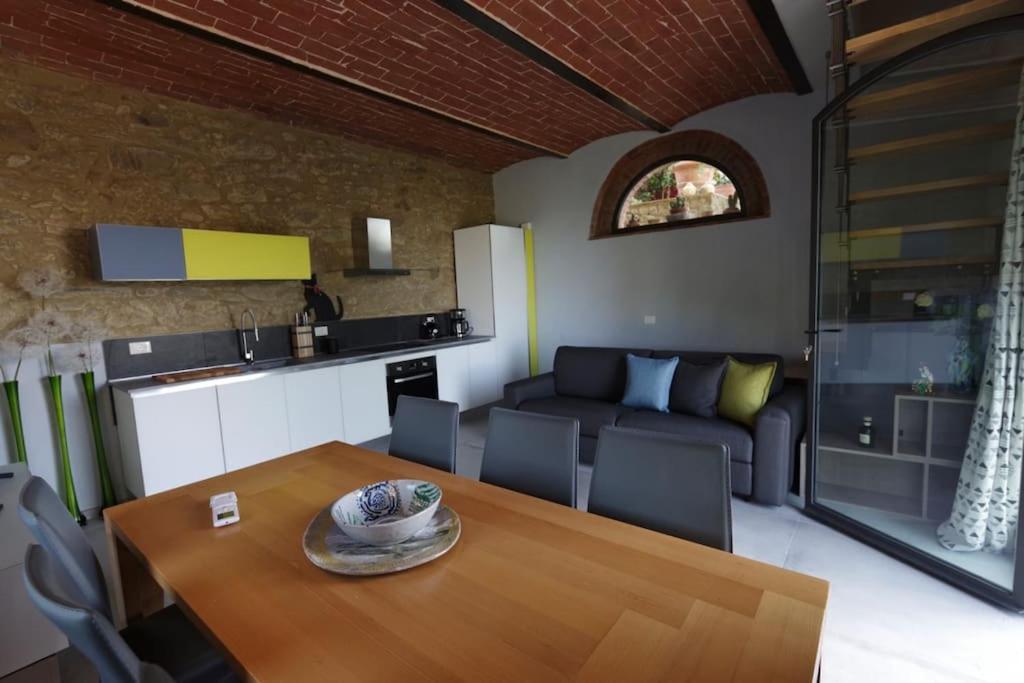 One-Bedroom House - Photo 36