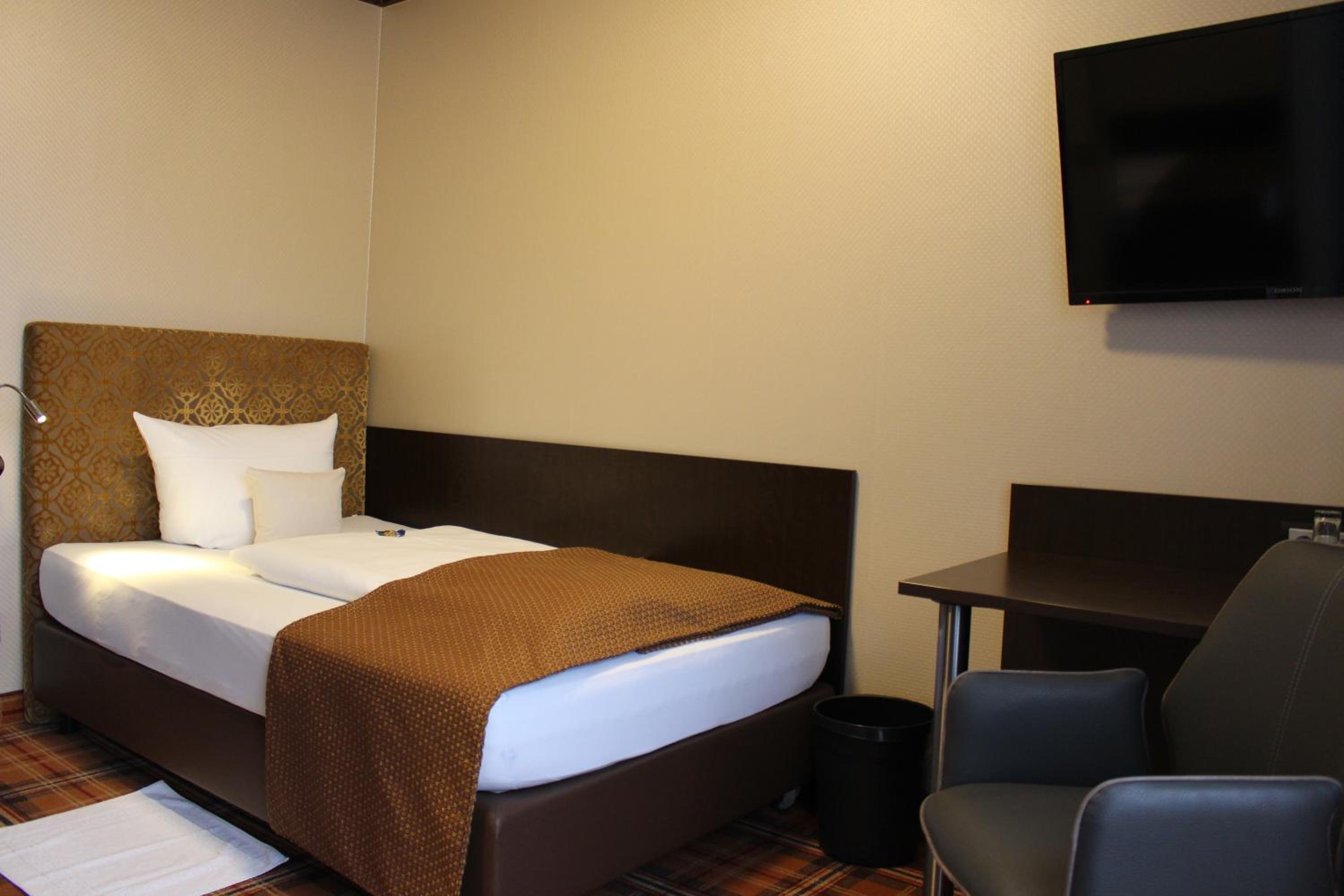 Single Room photo 3