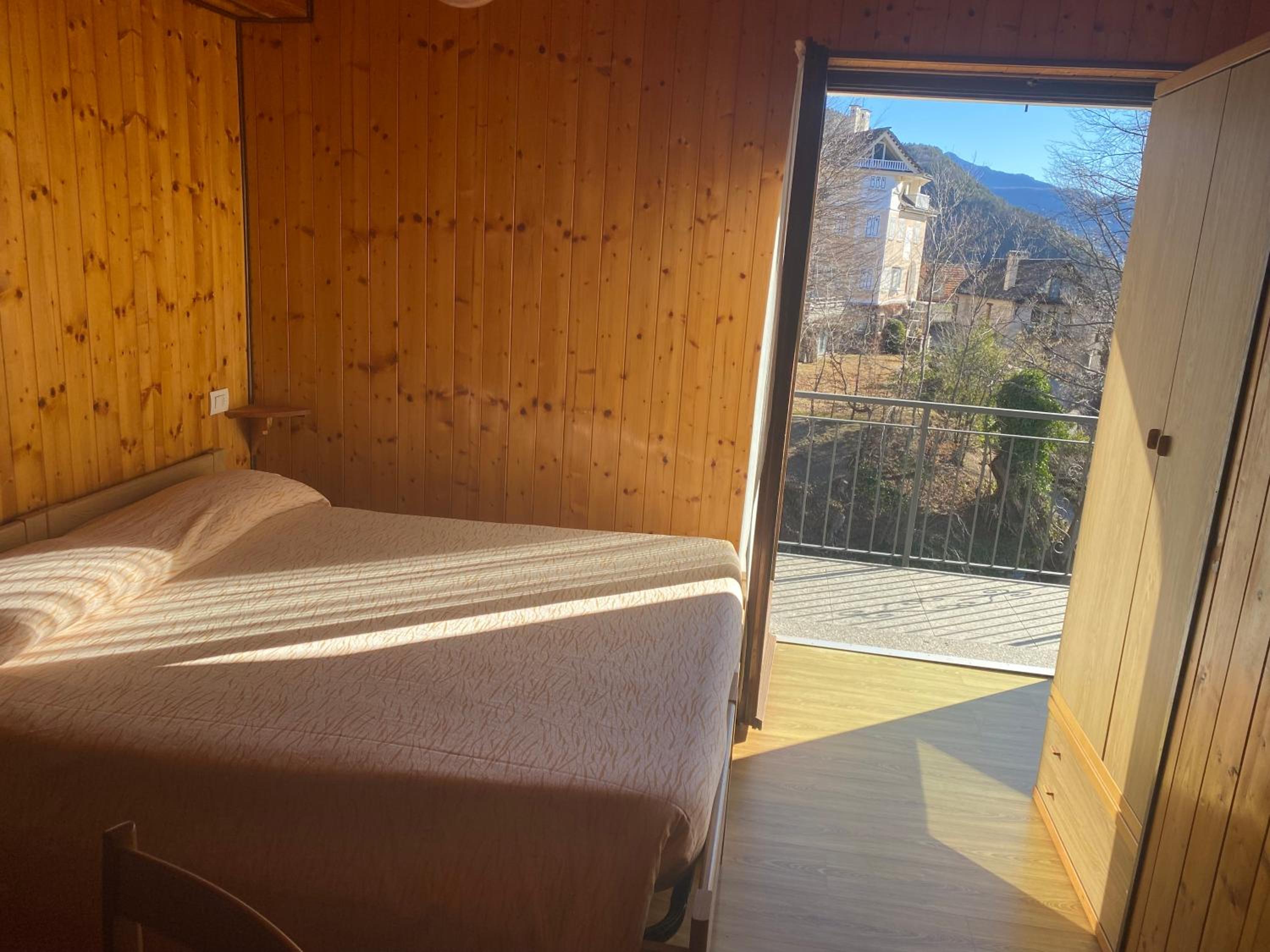 Double Room with Mountain View