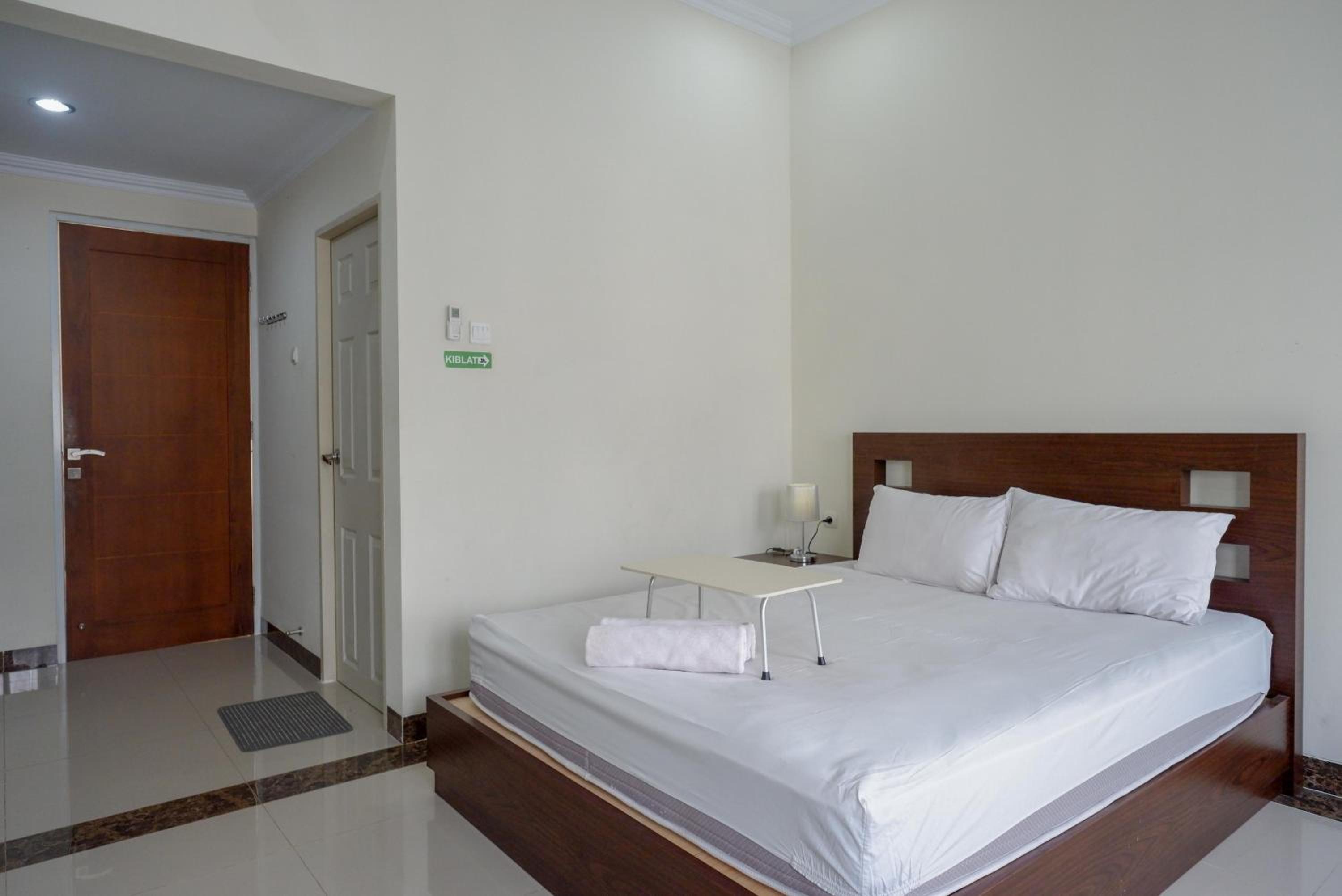 Deluxe Room - Photo 14