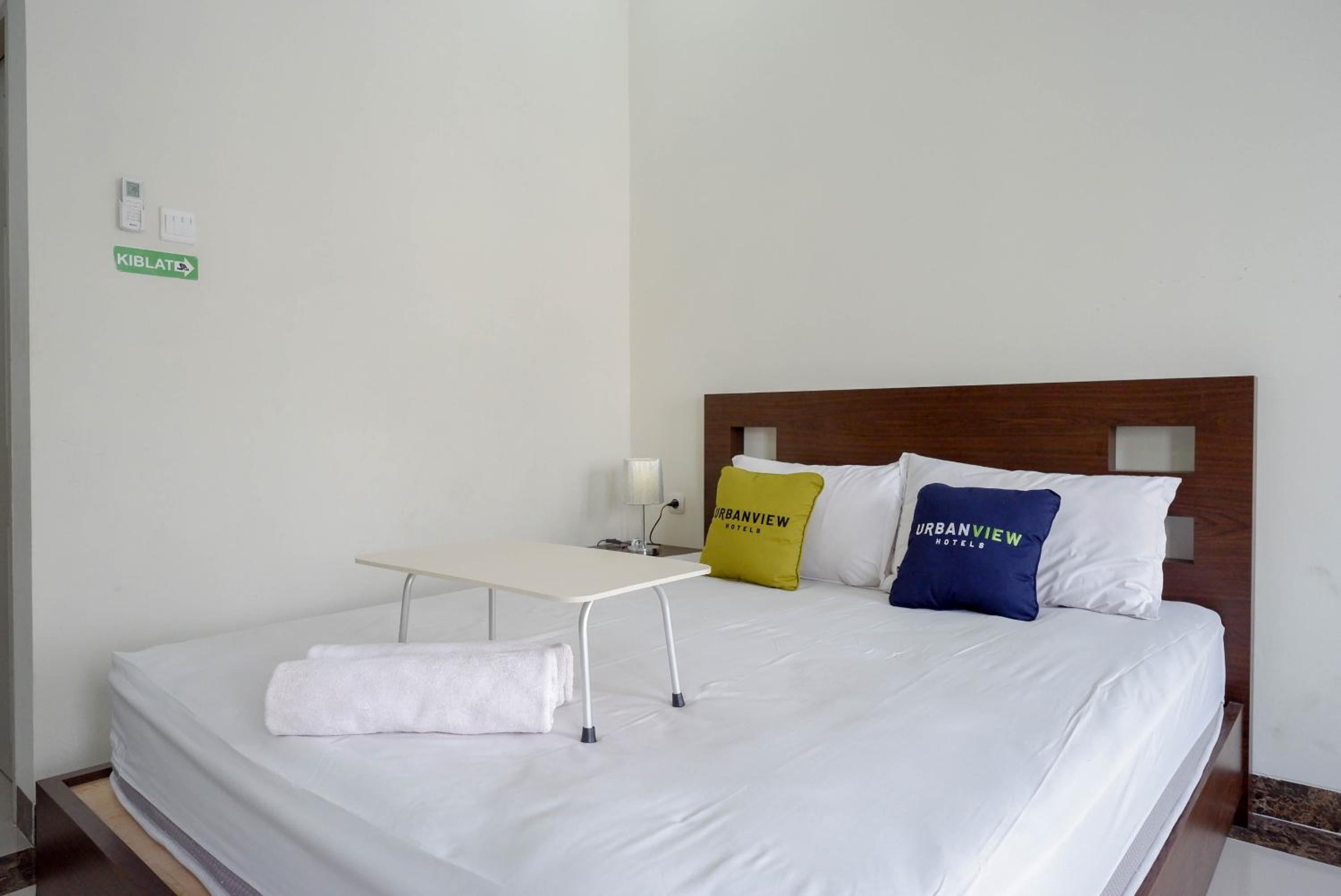 Deluxe Room - Photo 5