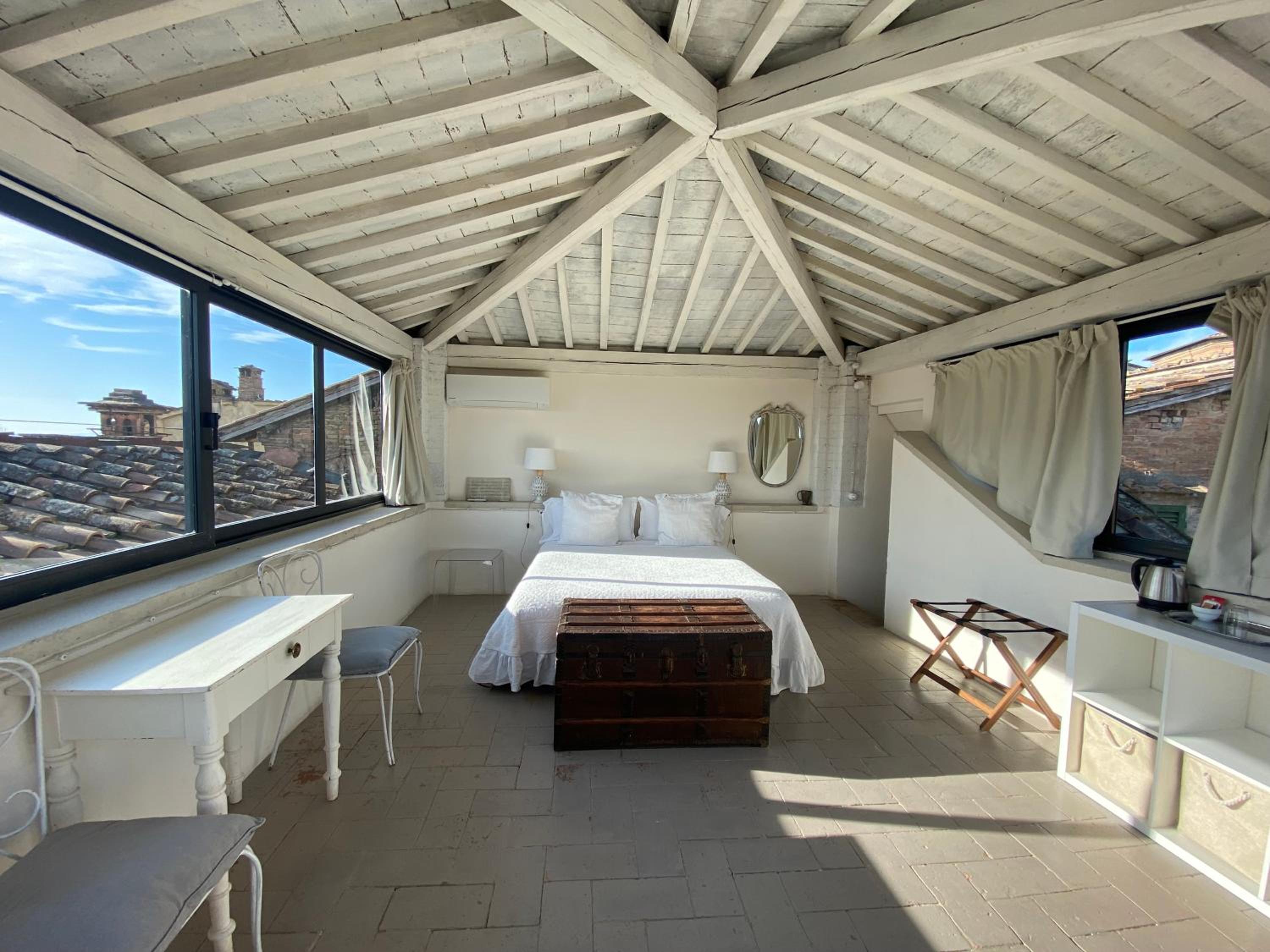 Large Double Room