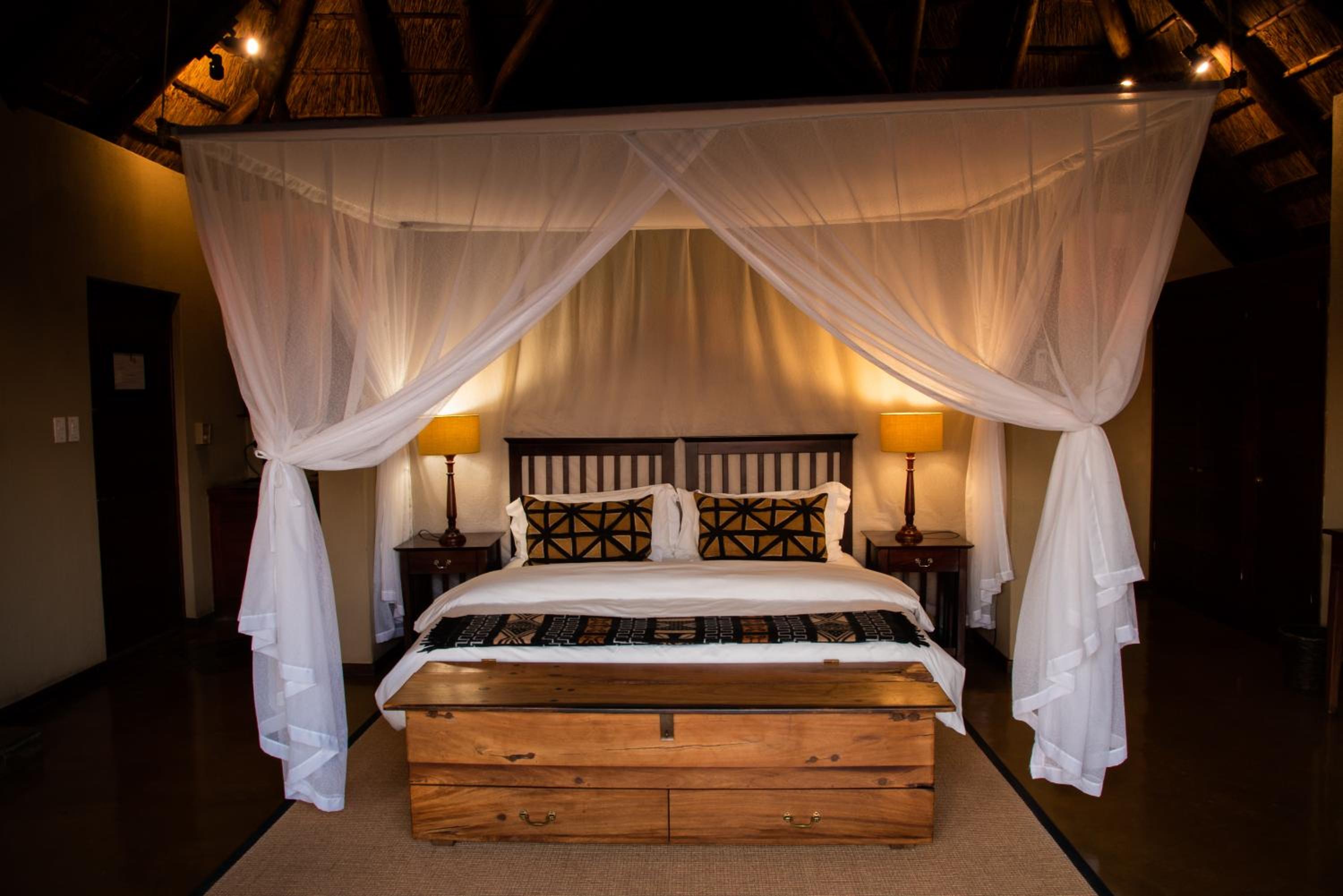 Deluxe Double or Twin Room photo 3