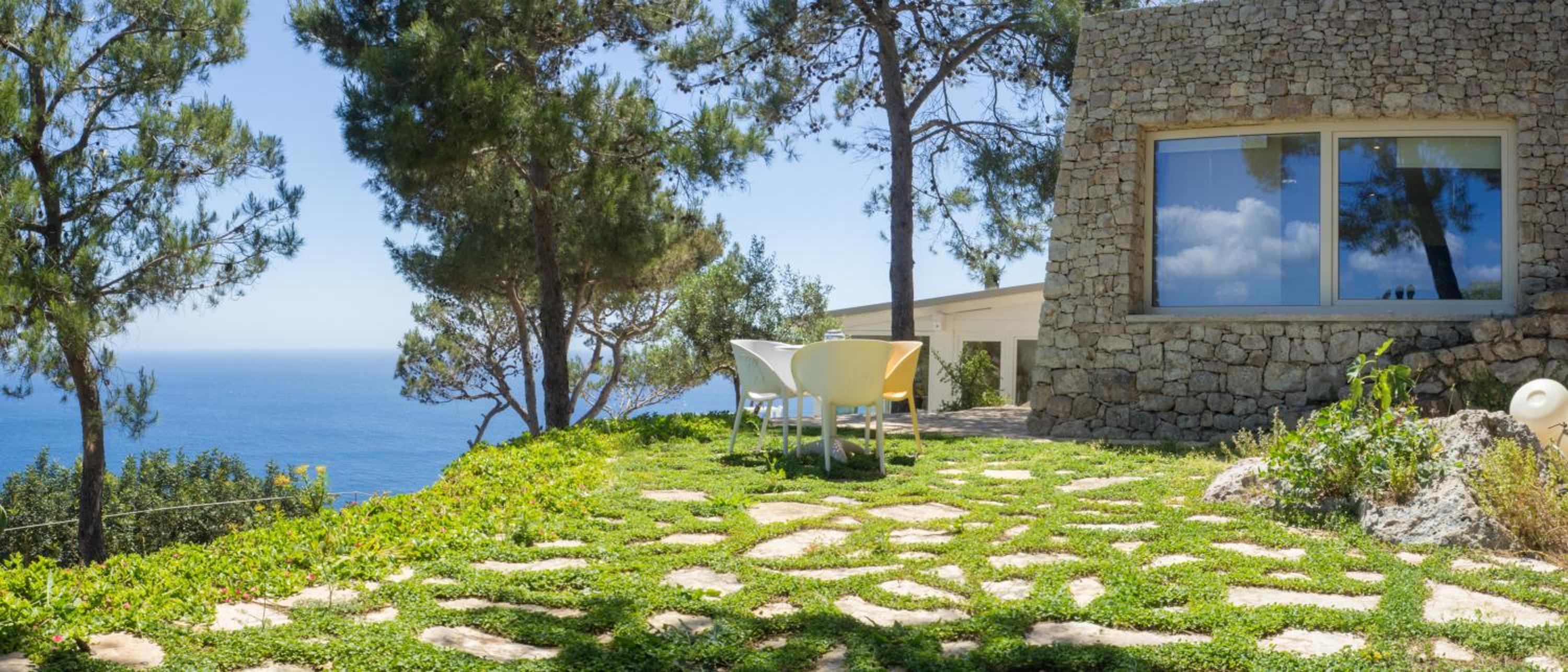 Deluxe Double Room with Sea View - Photo 8