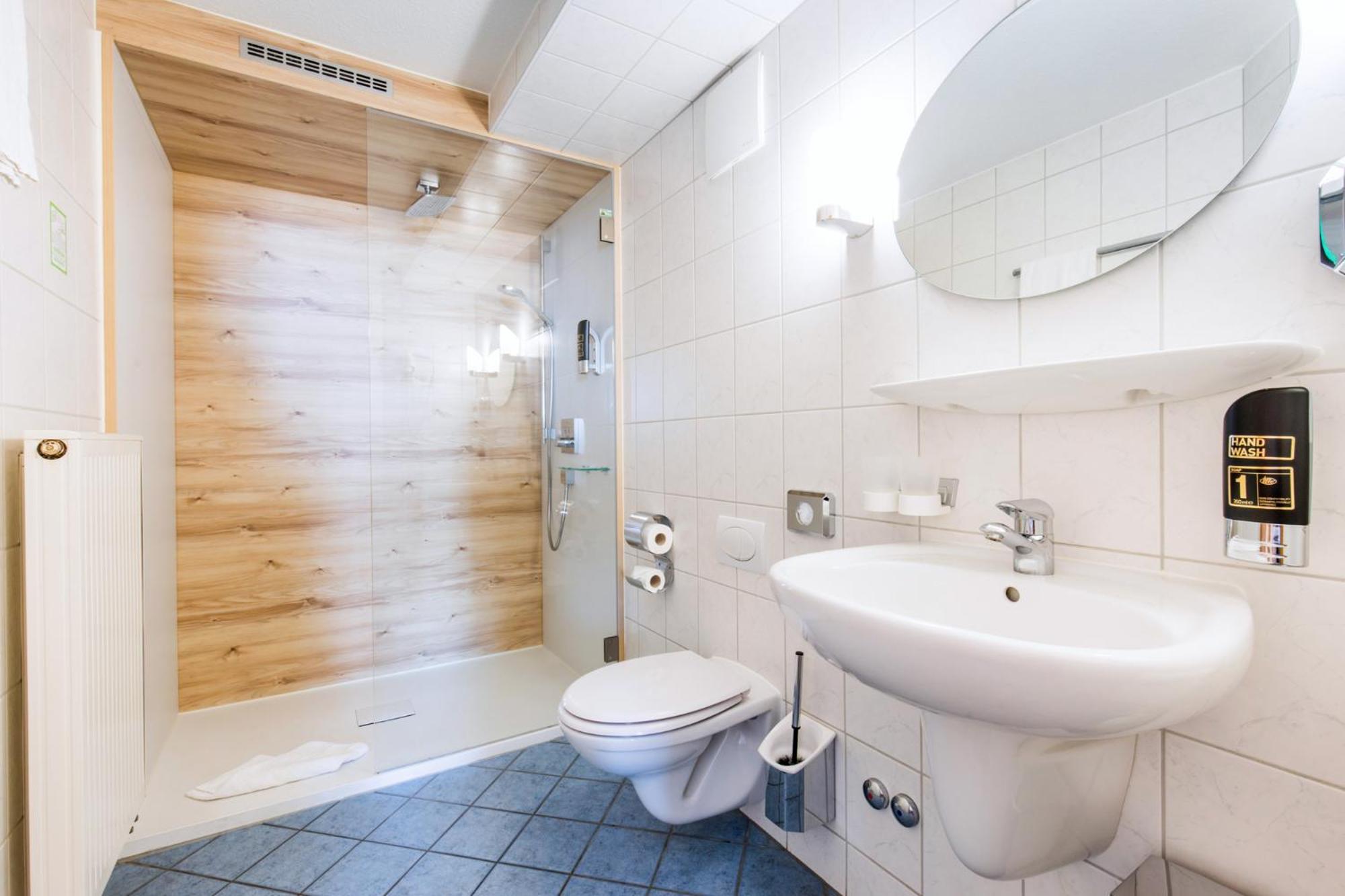 Double Room - Photo 2