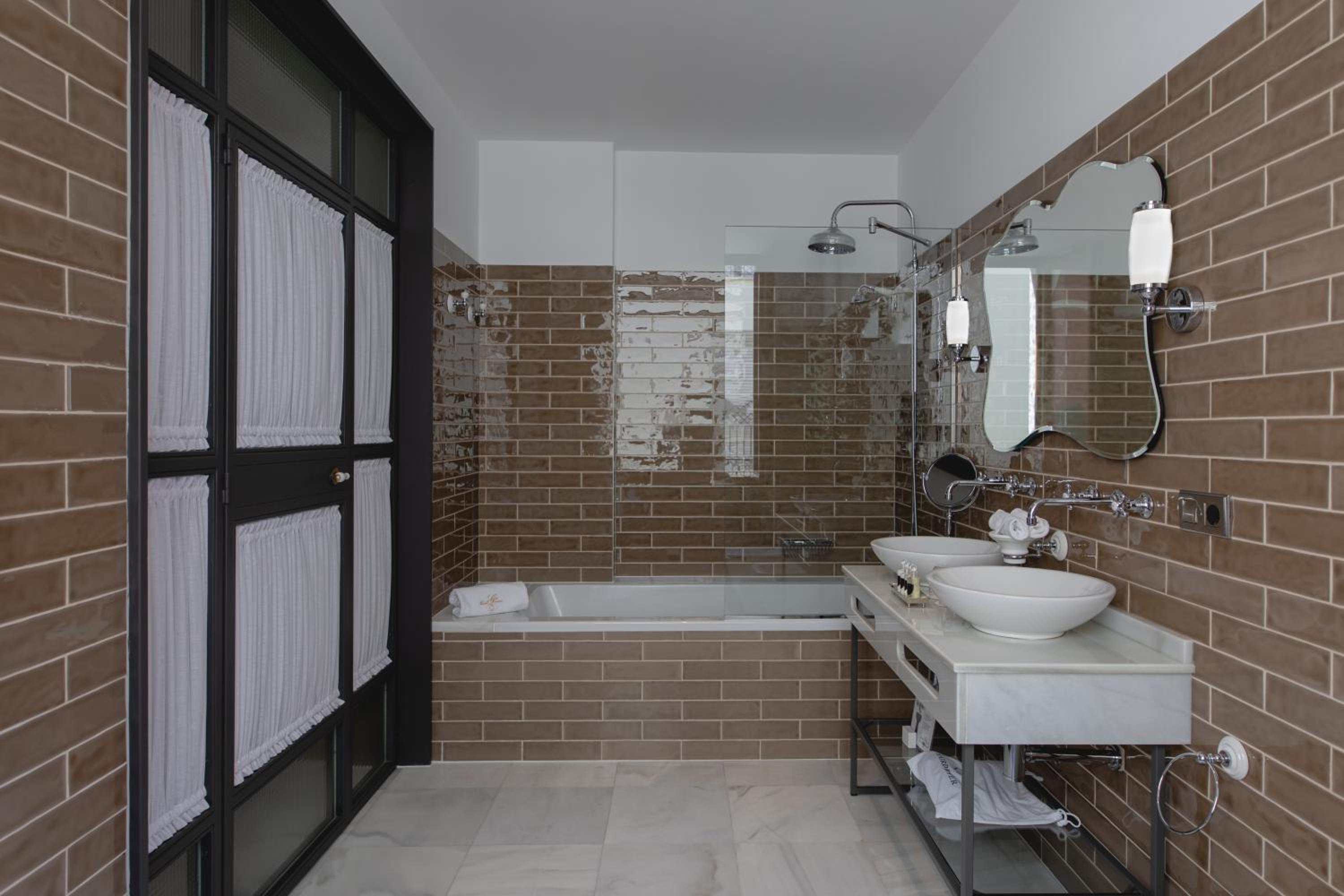 Standard Room - Photo 5