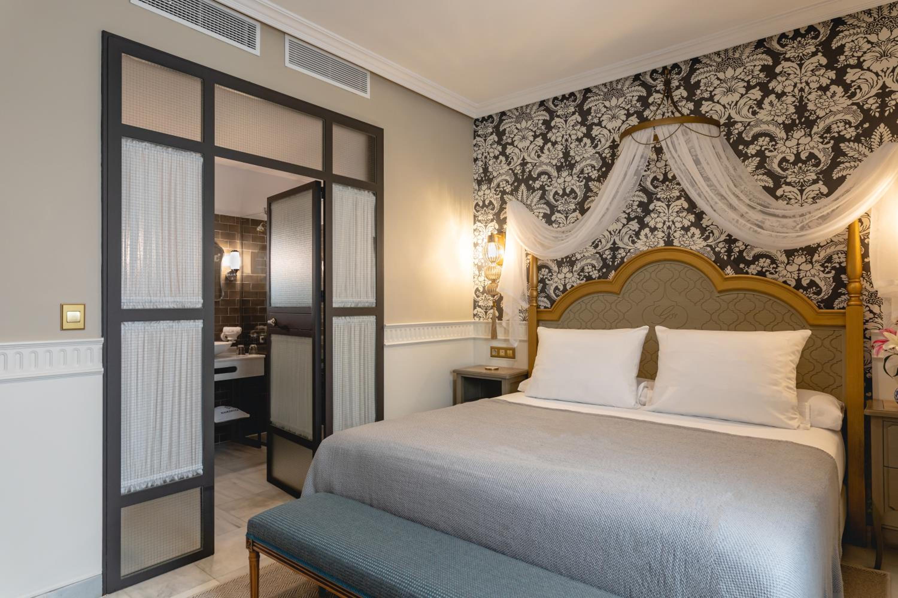 Standard Room - Photo 4