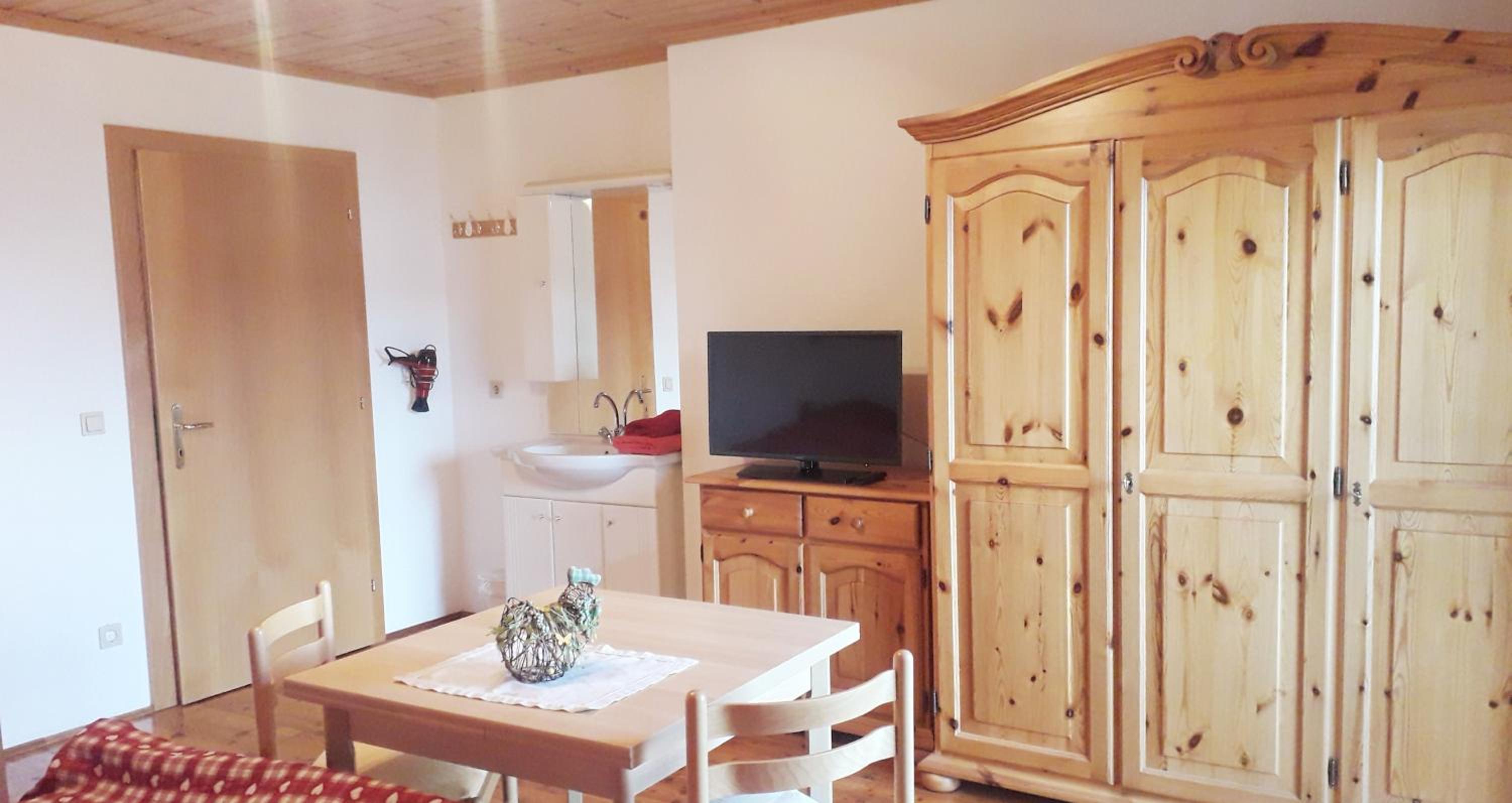 Two-Bedroom Apartment with Balcony photo 1