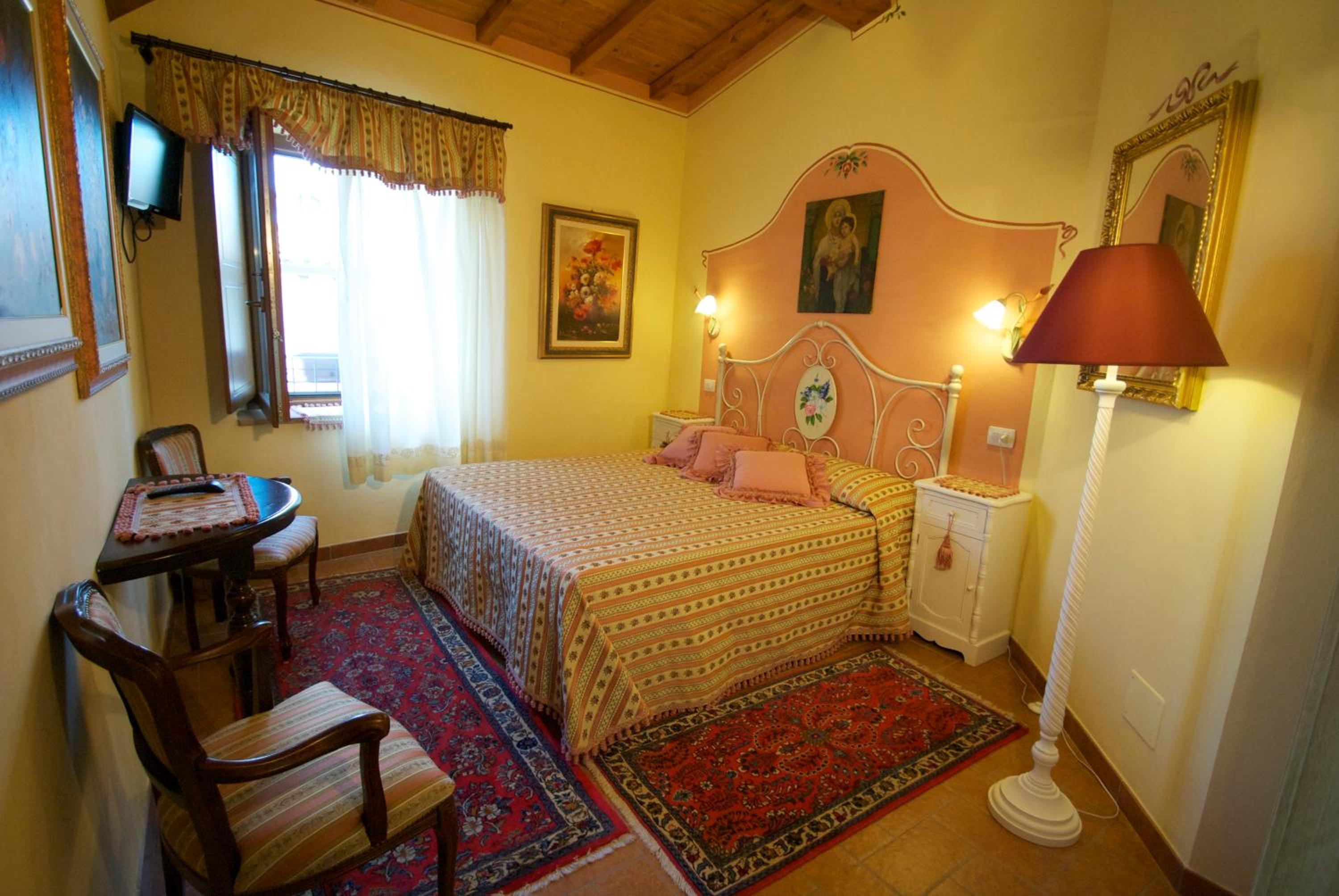 Superior Double Room - Photo 14