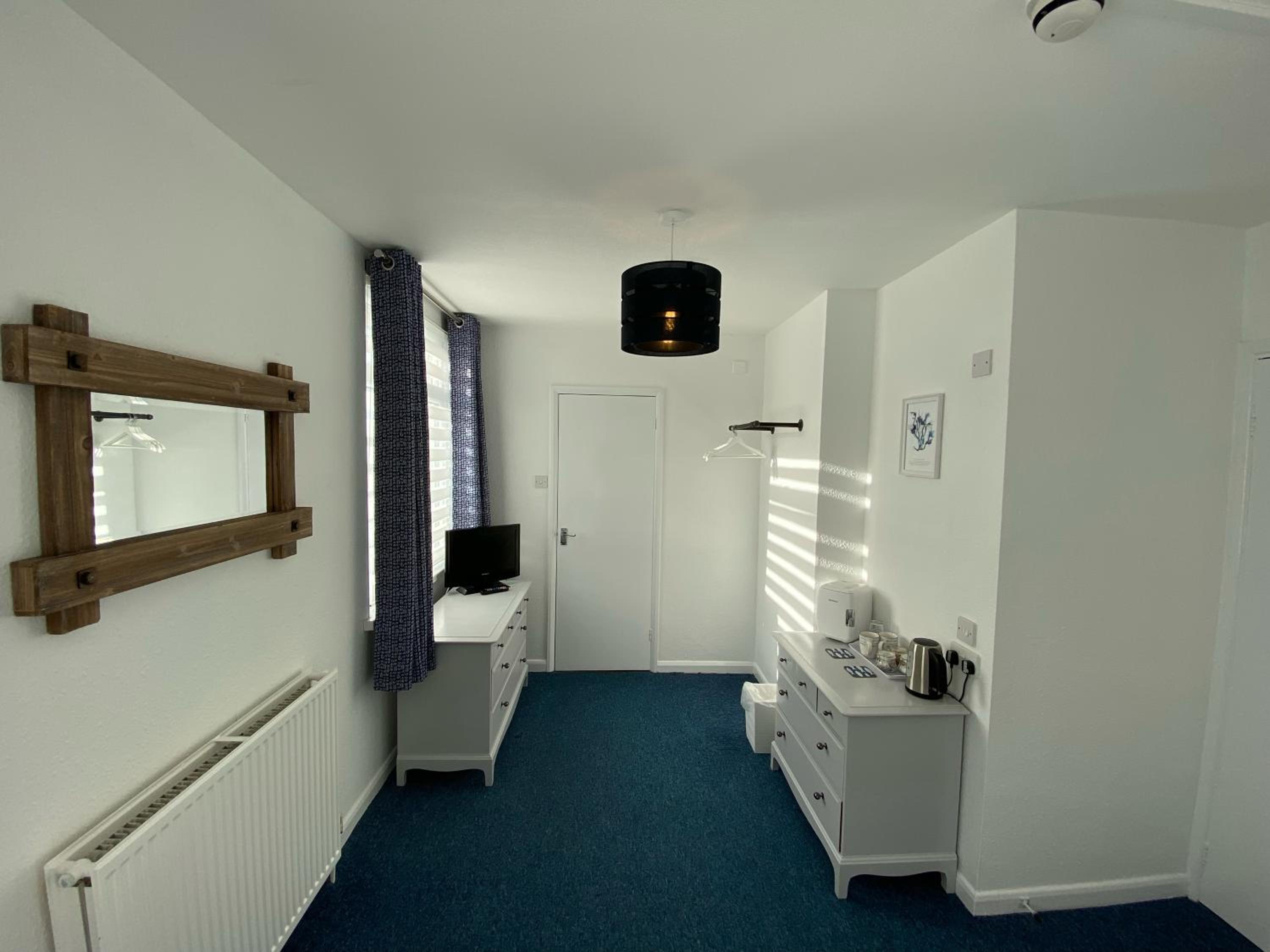 Deluxe Twin Room photo 3