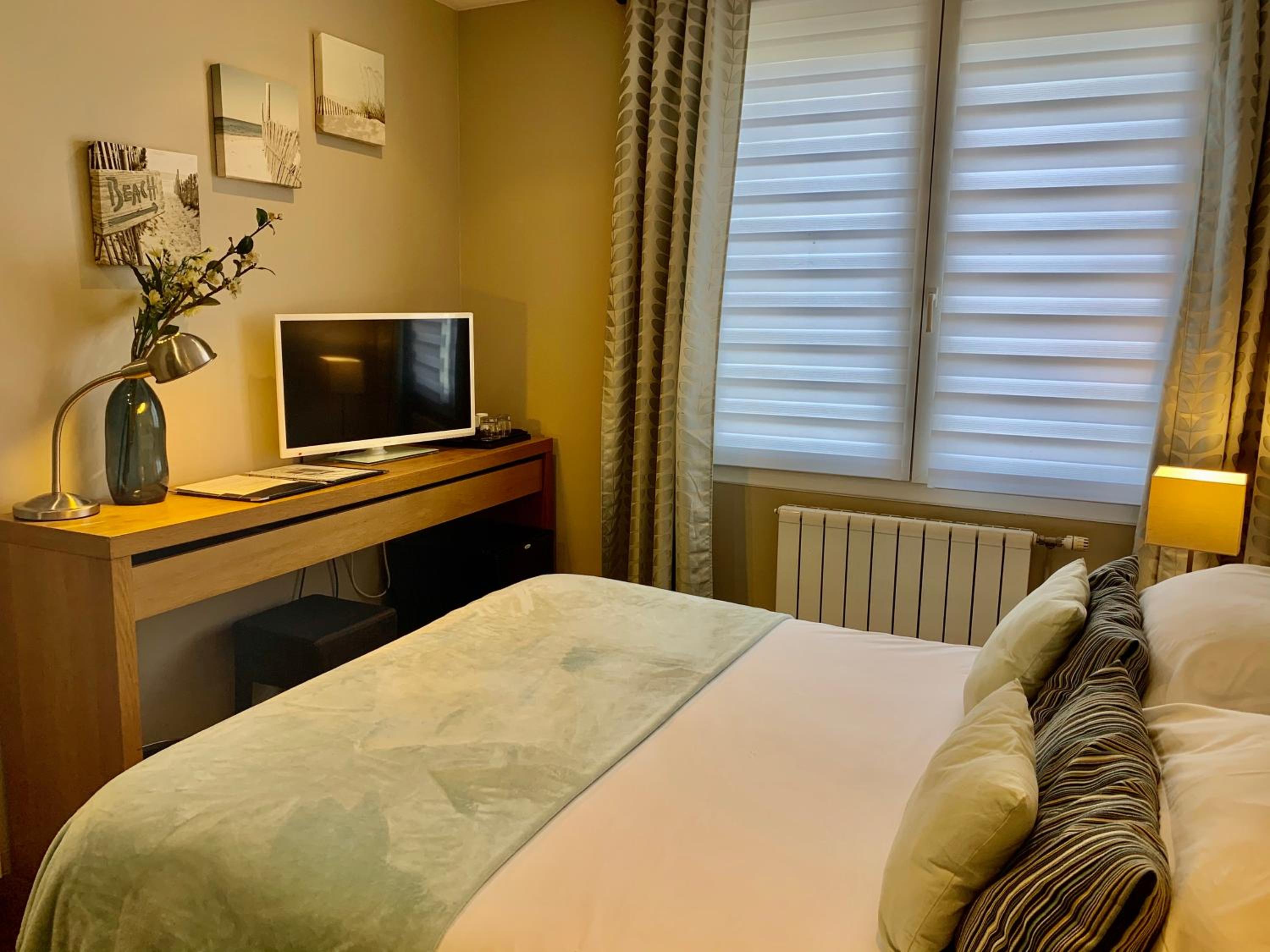 Comfort Double Room with Shower photo 2